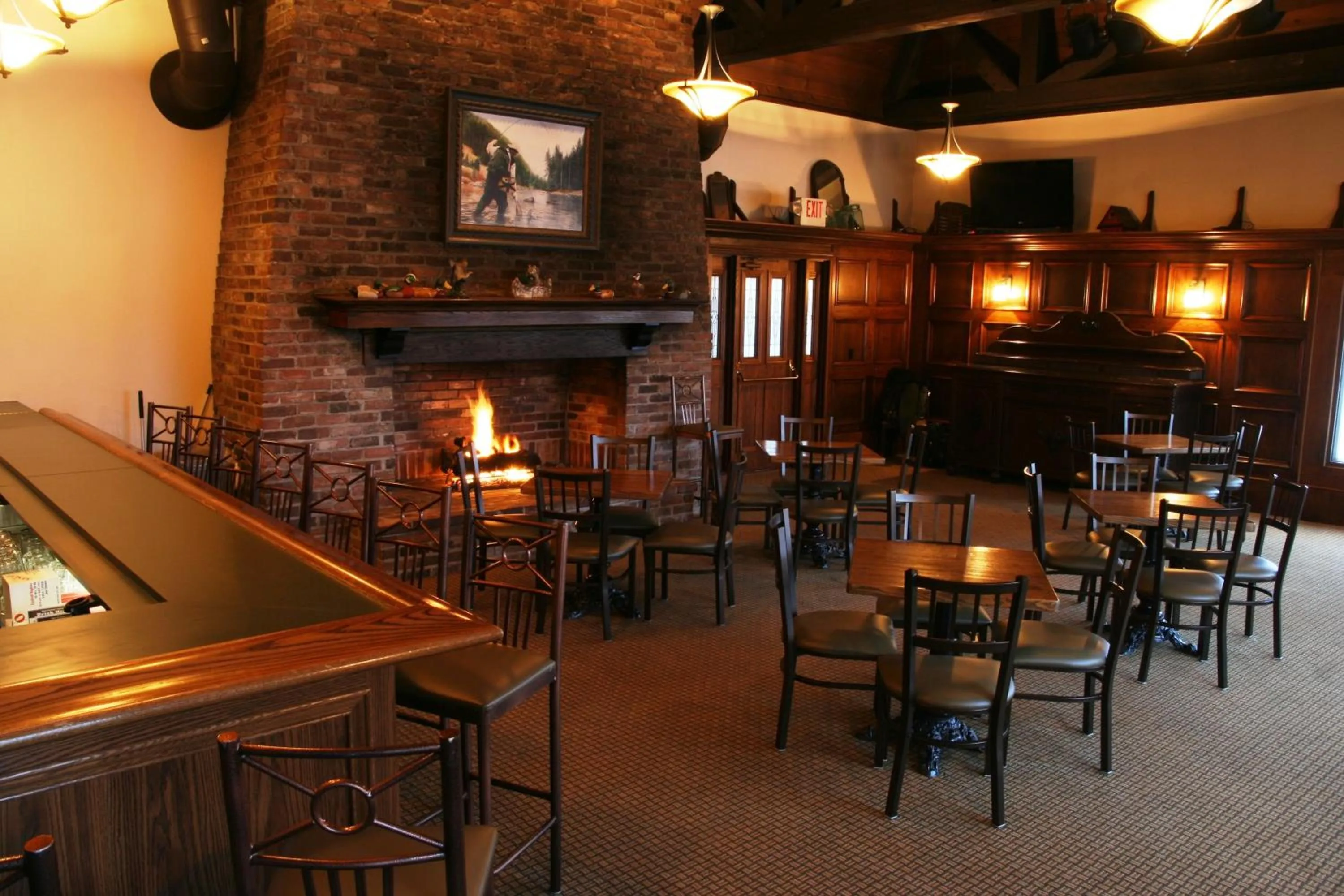Lounge or bar in Country Inn & Suites by Radisson, Chanhassen, MN
