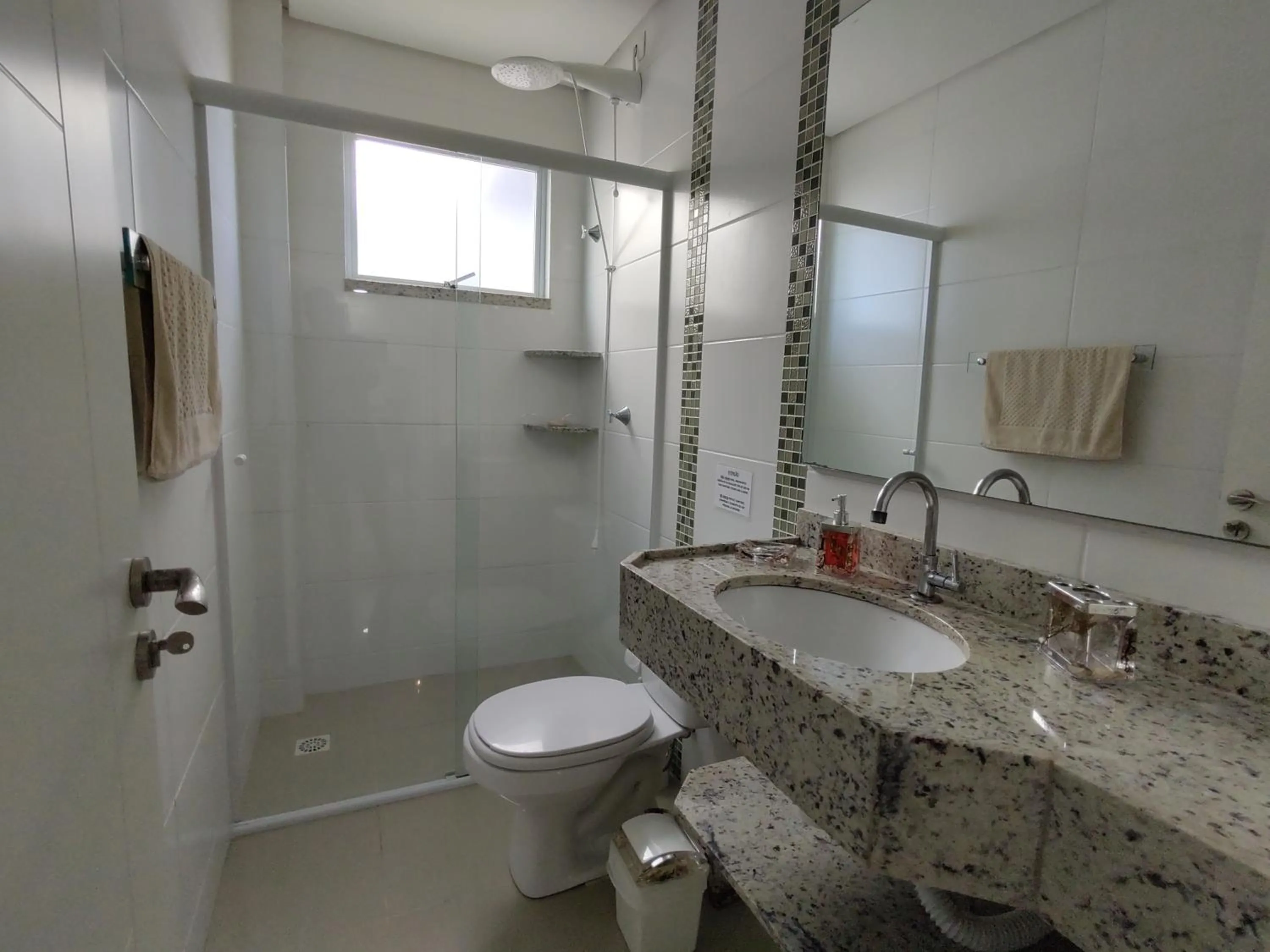 Apartamento Ipê Branco, Mariscal, ótima localização