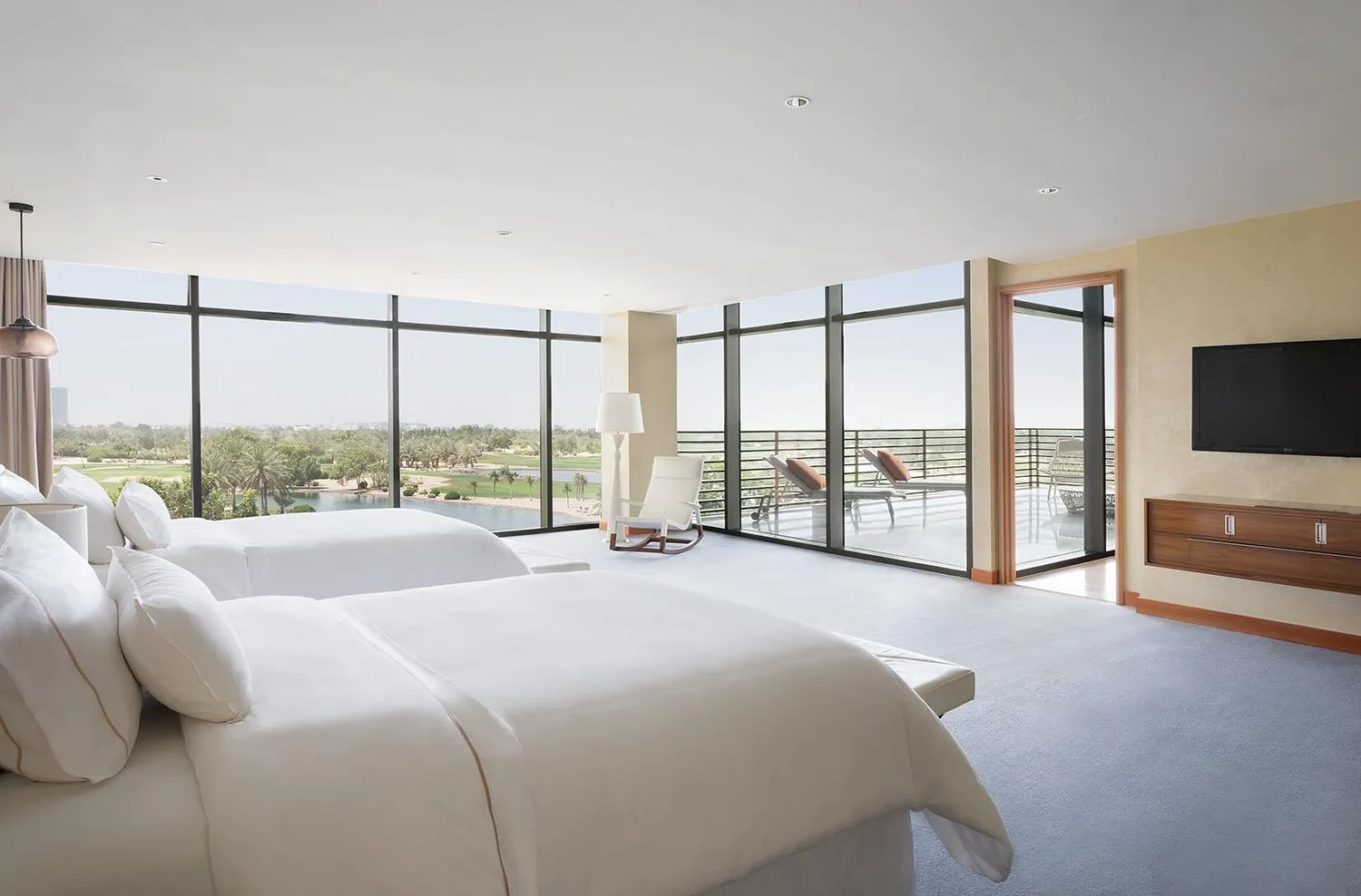 Natural landscape, Bed in VOGO Abu Dhabi Golf Resort & Spa Formerly The Westin Abu Dhabi Golf Resort & Spa