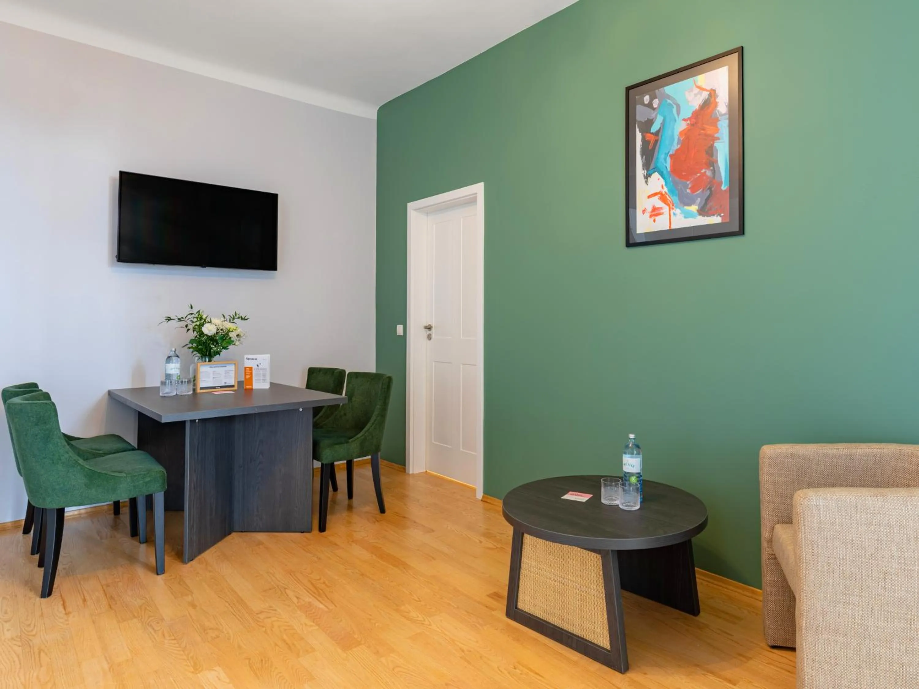 TV and multimedia in Numa Vienna Strauss