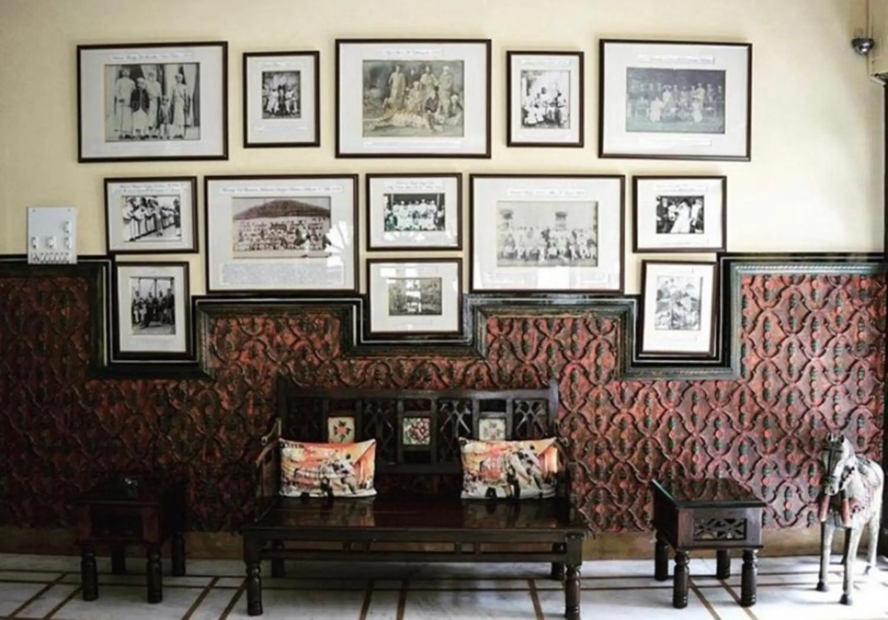 Bed in Mahendra Prakash Bed in Mahendra Prakash