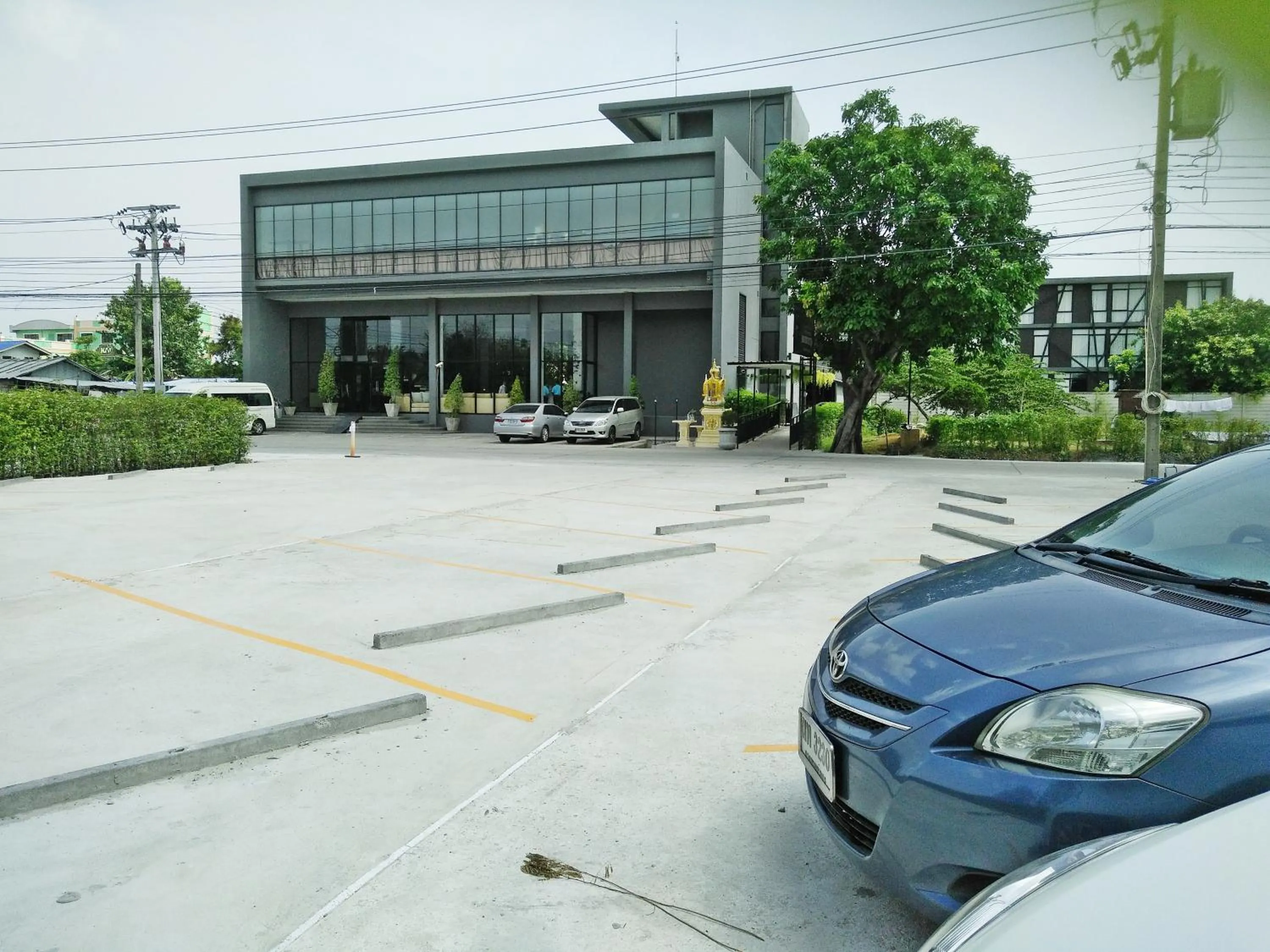 Property building in Vismaya Suvarnabhumi Hotel