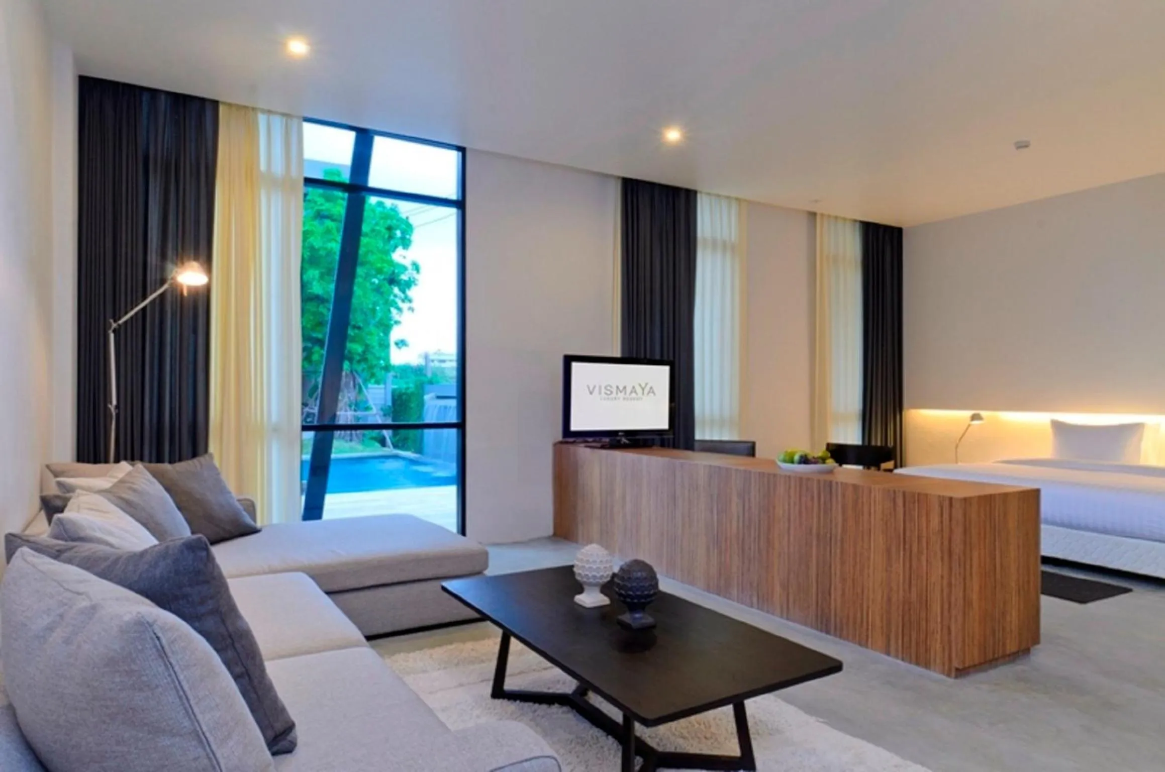 Seating area, Bed in Vismaya Suvarnabhumi Hotel