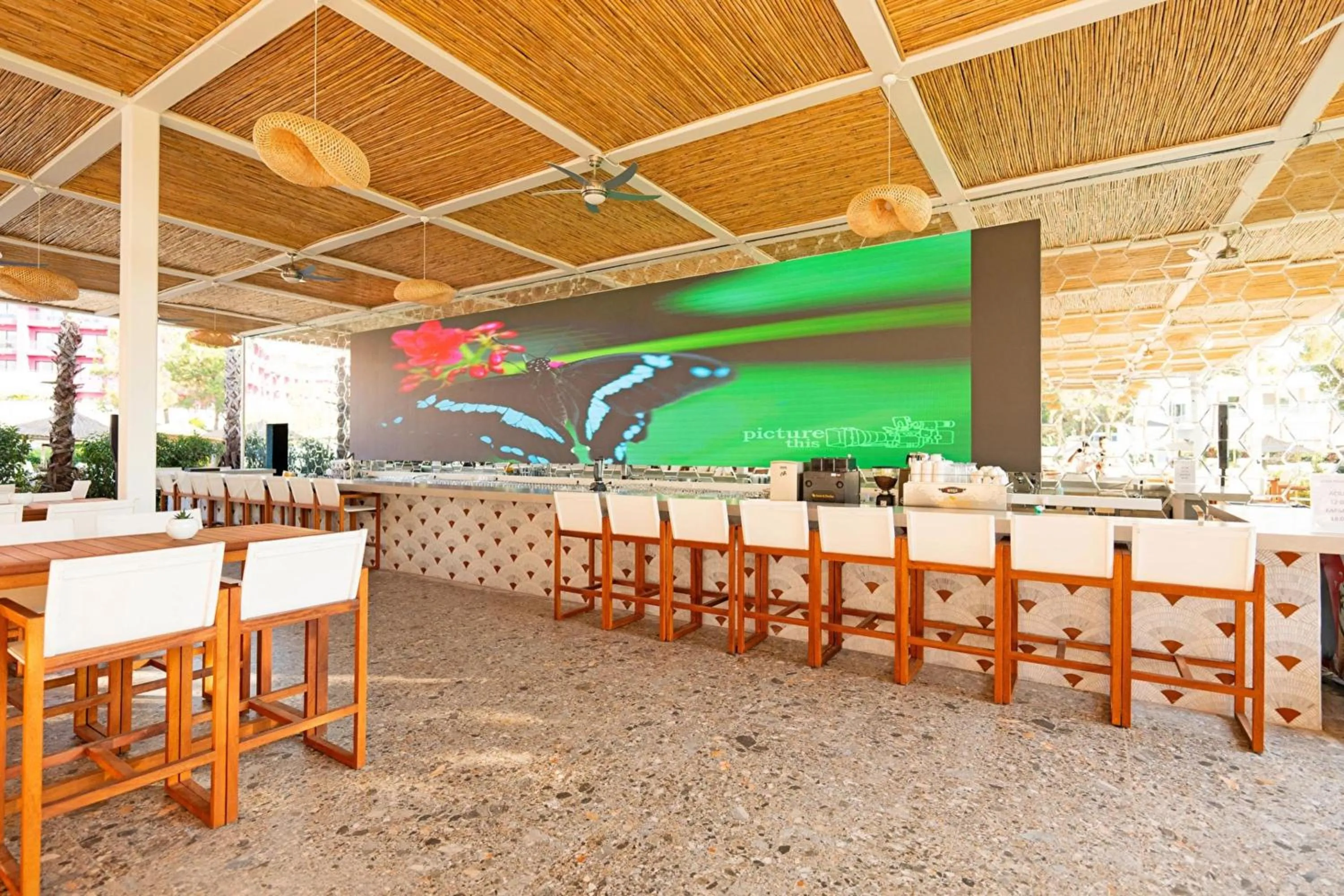 Lounge or bar in FashionTV Luxe Resort - Luxury All Inclusive