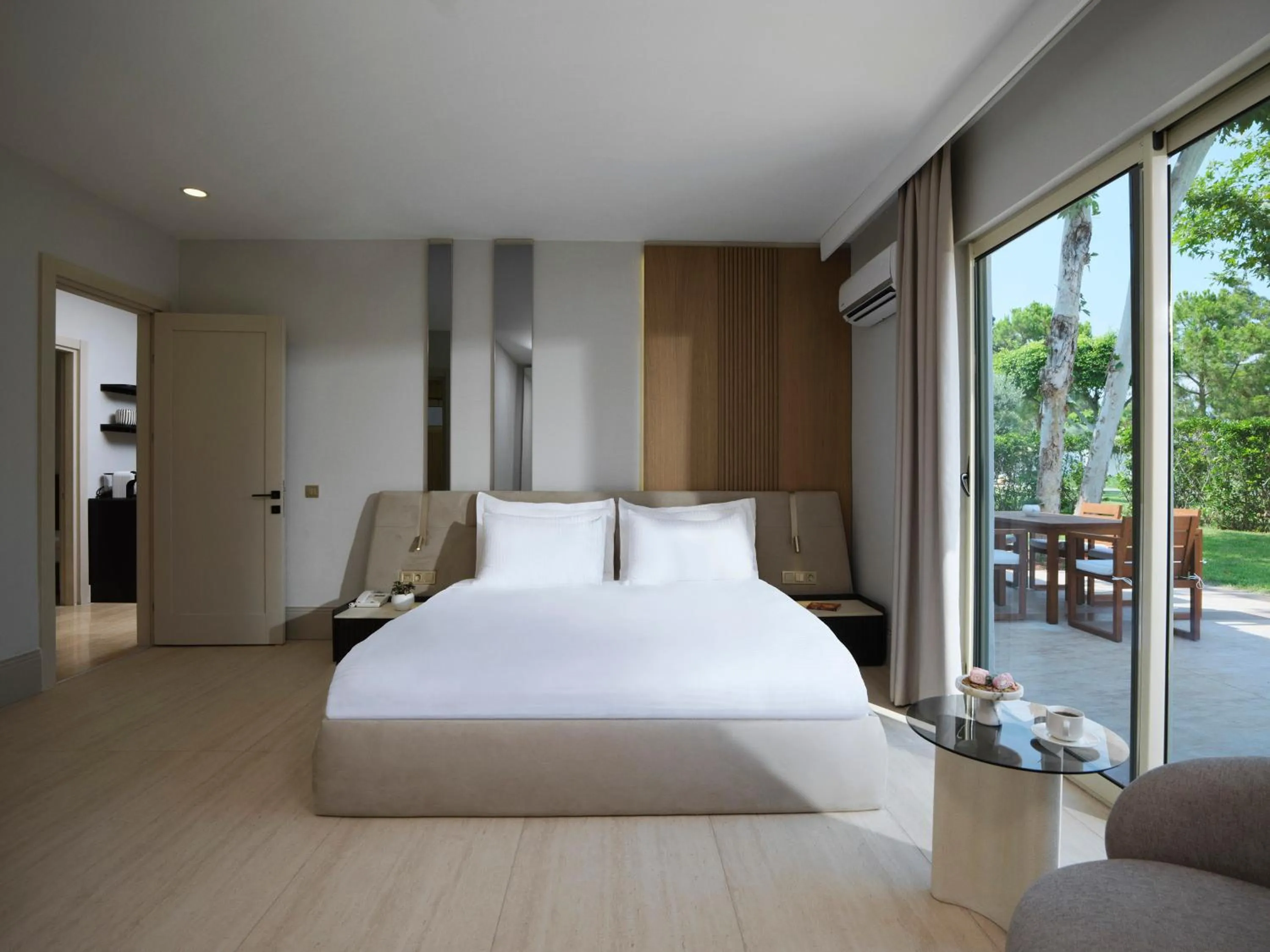 Bed in FashionTV Luxe Resort