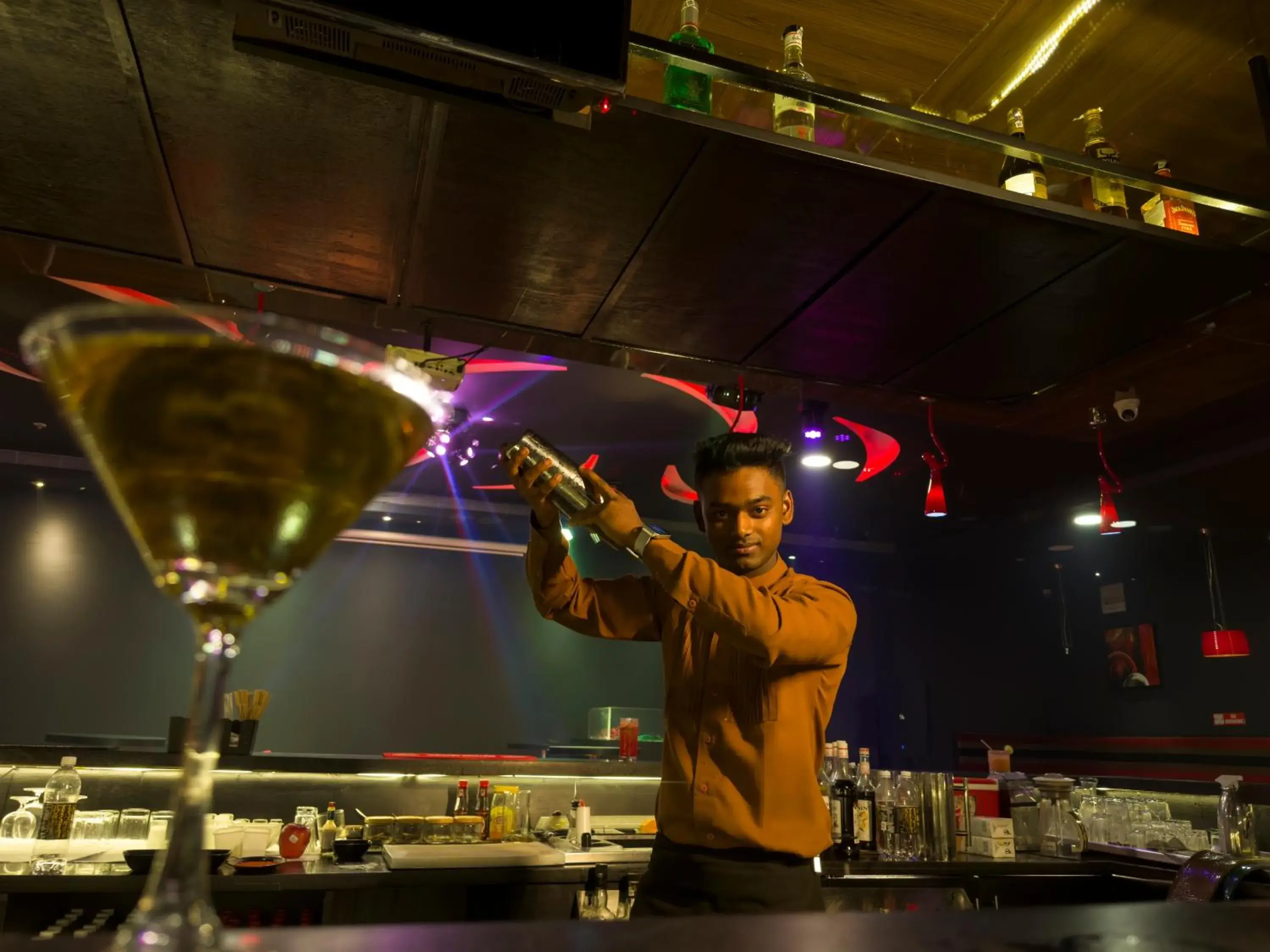 Lounge or bar in Gokulam Park Coimbatore Lounge or bar in Gokulam Park Coimbatore