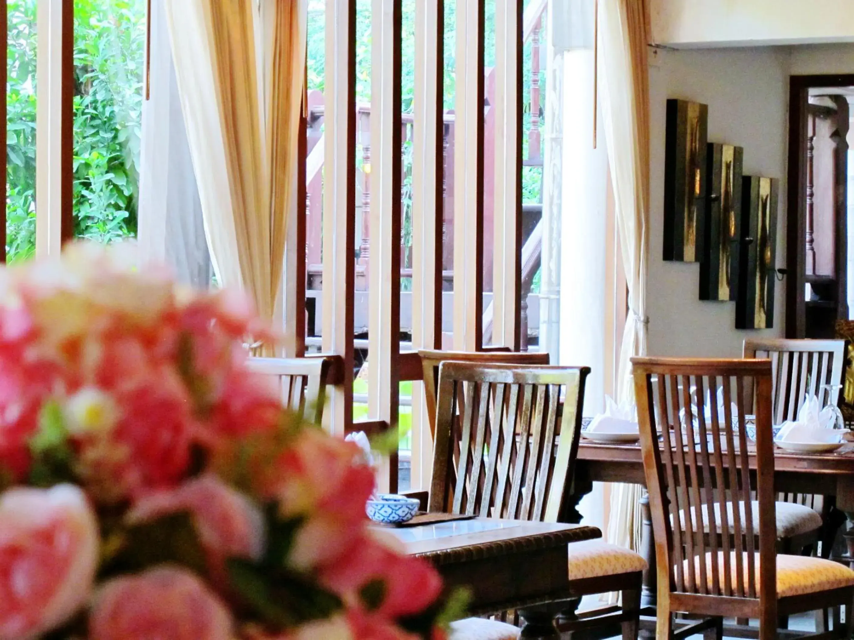 Restaurant/places to eat in Dhabkwan Resort Restaurant/places to eat in Dhabkwan Resort