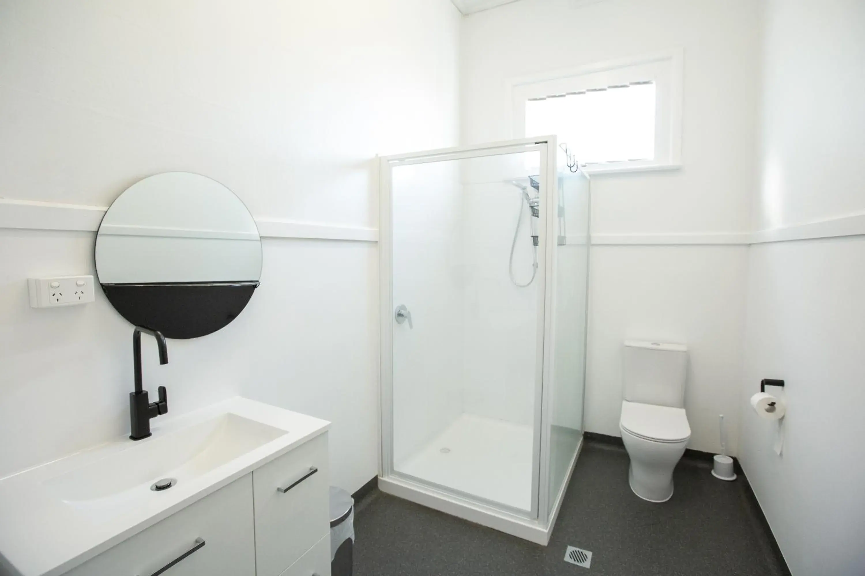 Standard Twin Room with Shared Bathroom in Finley Country Club Hotel Motel Standard Twin Room with Shared Bathroom in Finley Country Club Hotel Motel