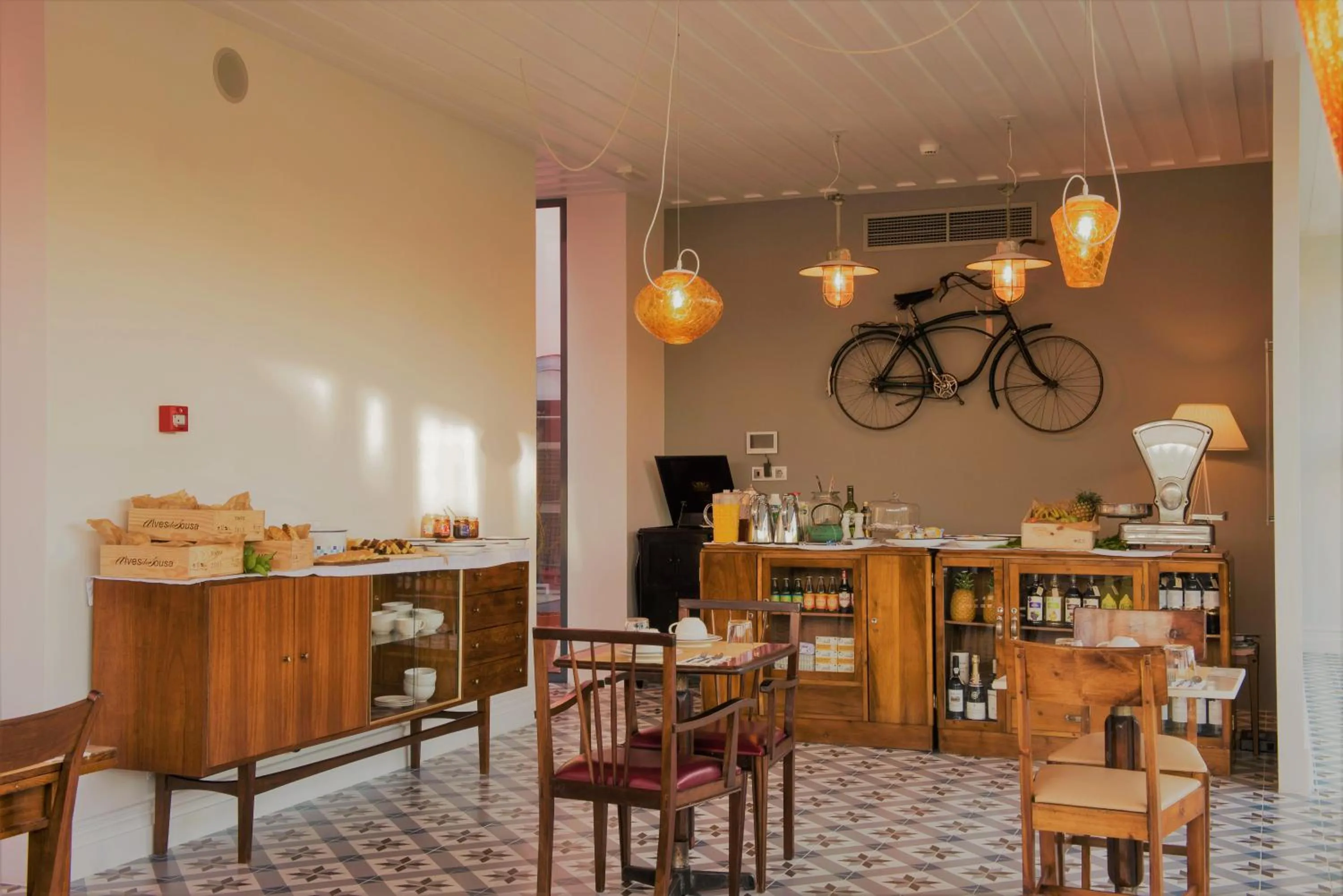 Restaurant/places to eat in Herdade do Ananás