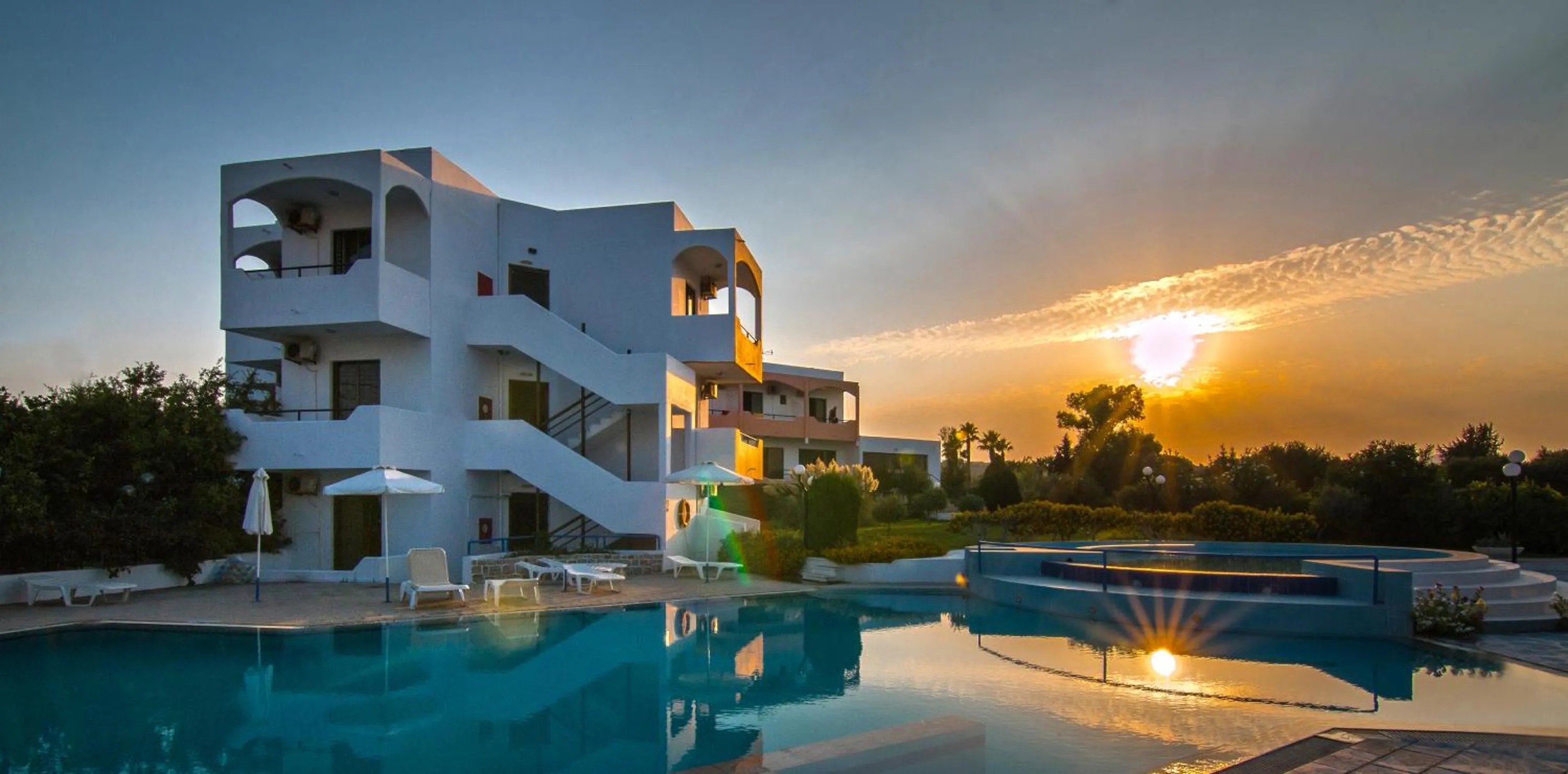 Property building in Hercules Plus Faliraki