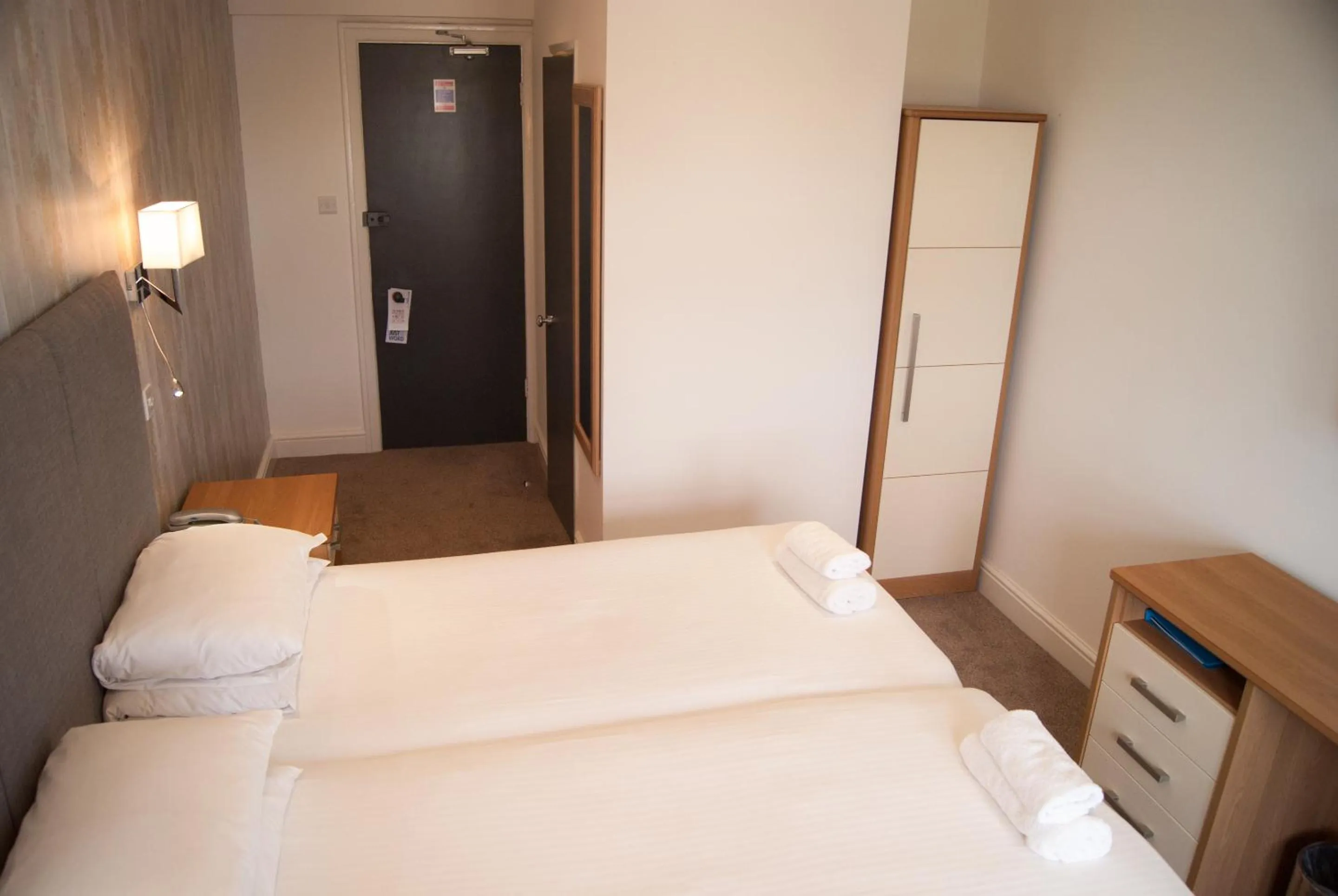 Bed in Ocean Beach Hotel & Spa - OCEANA COLLECTION