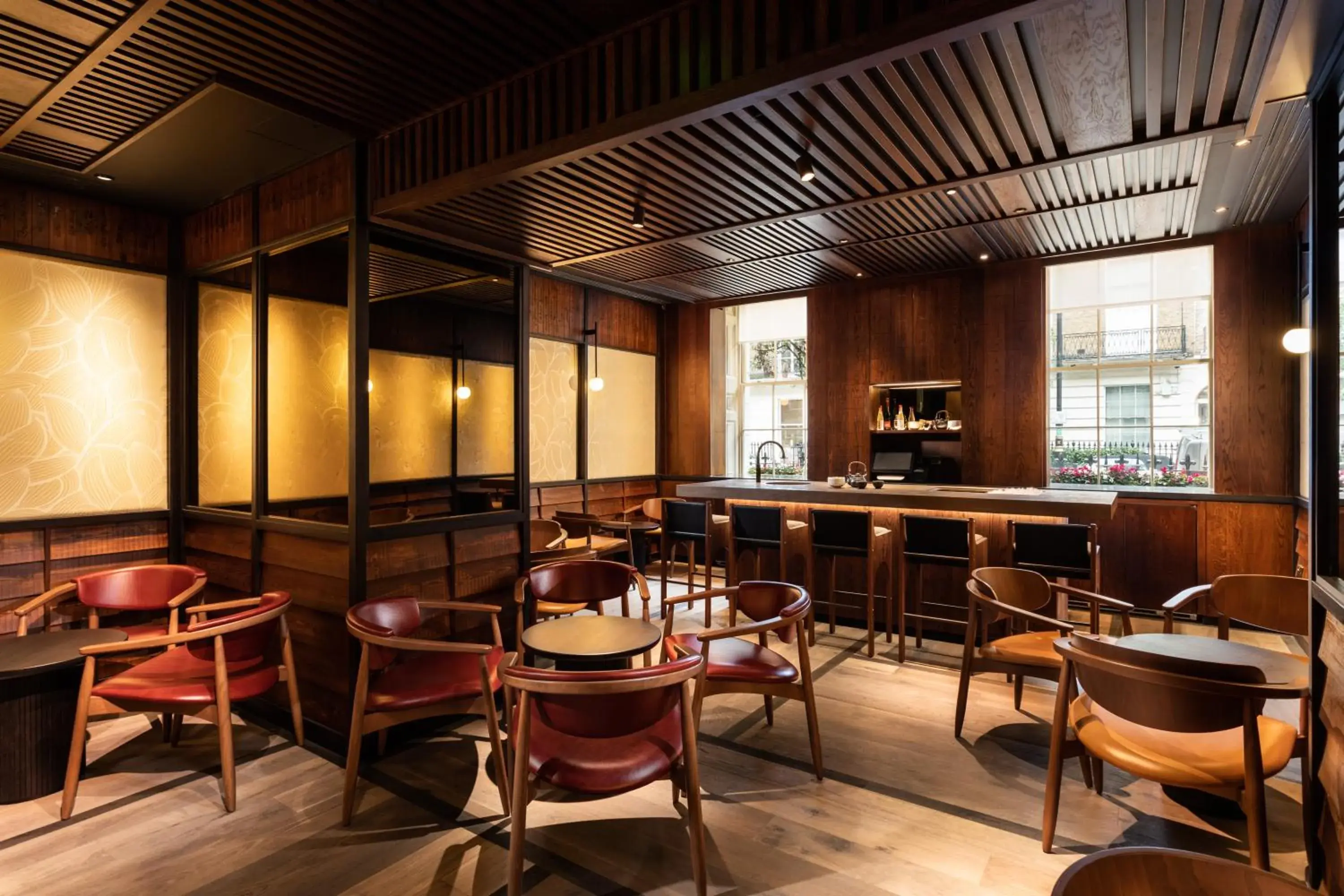 Lounge or bar in The Prince Akatoki London Lounge or bar in The Prince Akatoki London