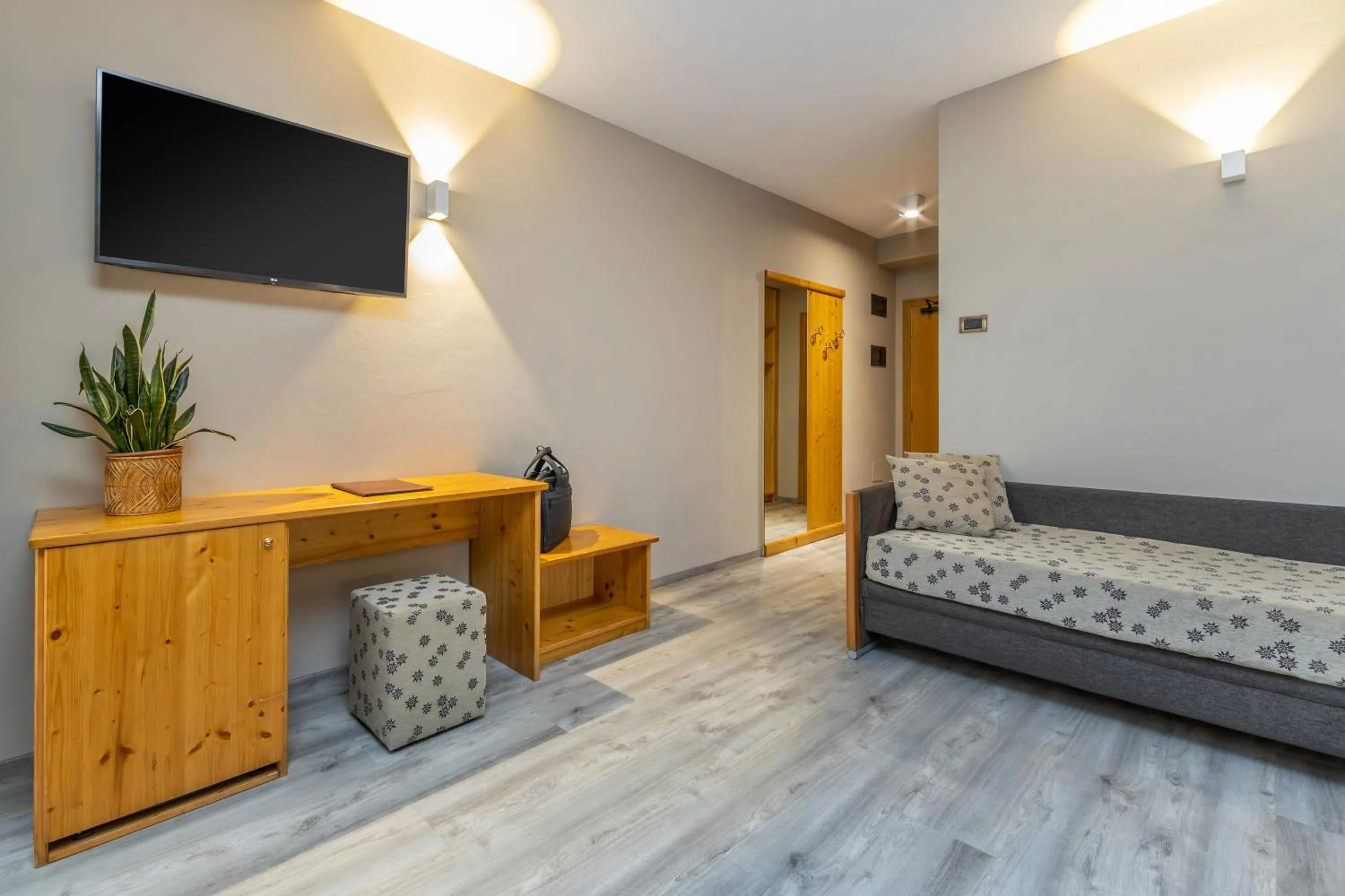 TV and multimedia, Bed in Hotel Vittoria - Ricarica l'anima