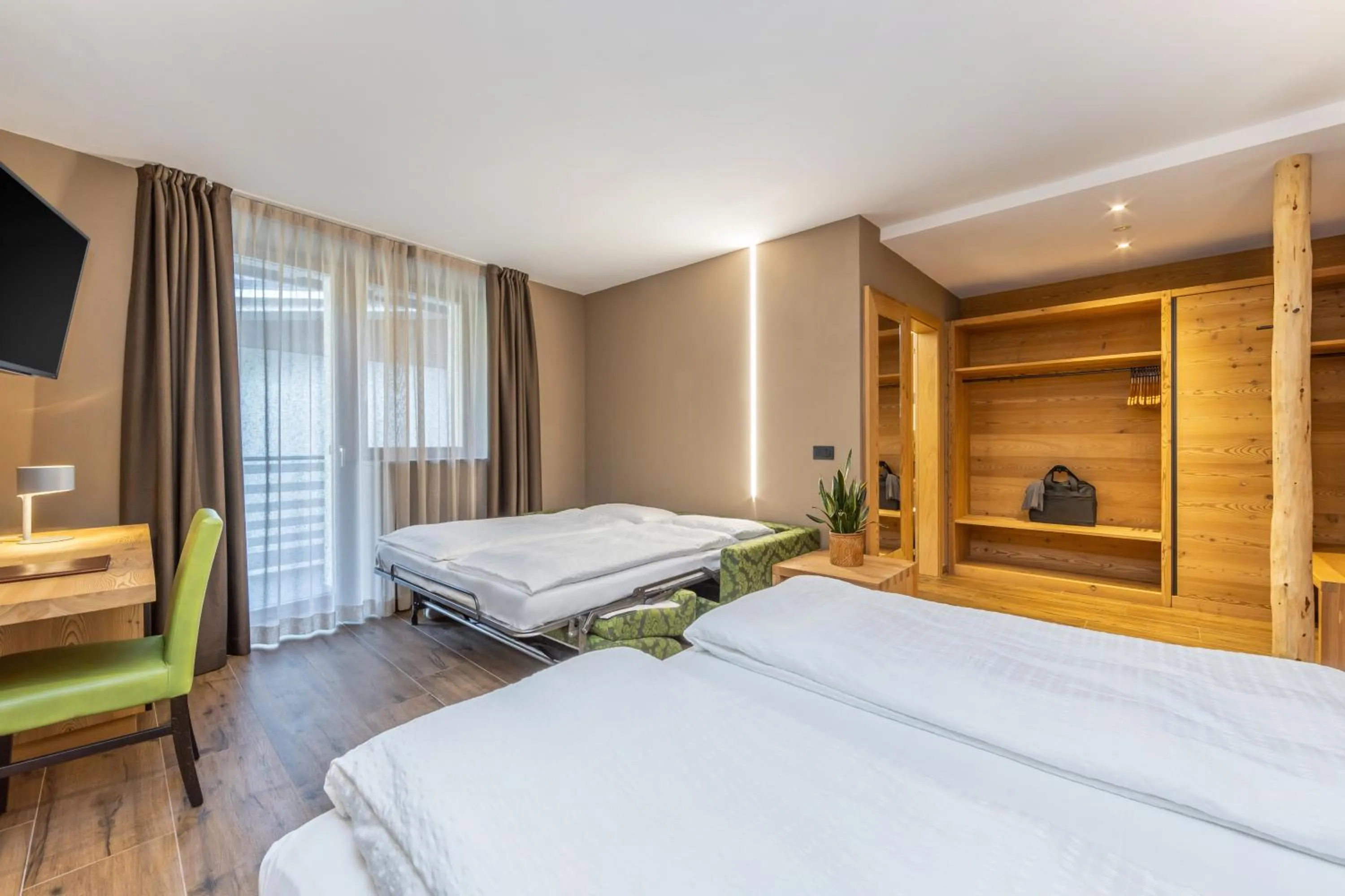 Photo of the whole room, Bed in Hotel Vittoria - Ricarica l'anima