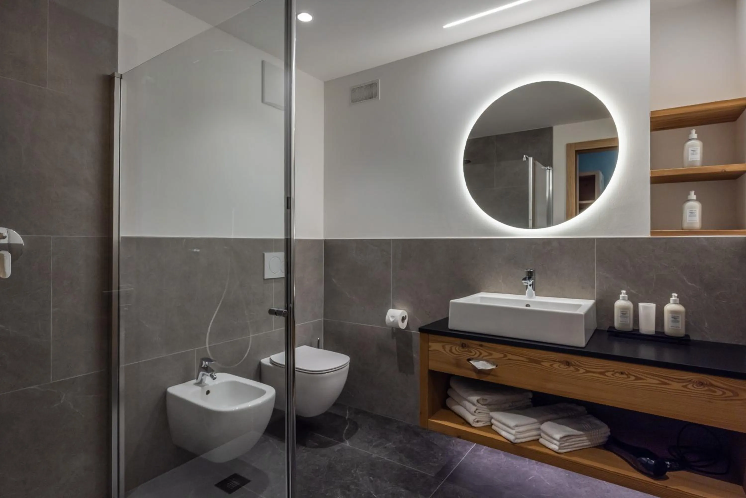 Shower in Hotel Vittoria - Ricarica l'anima