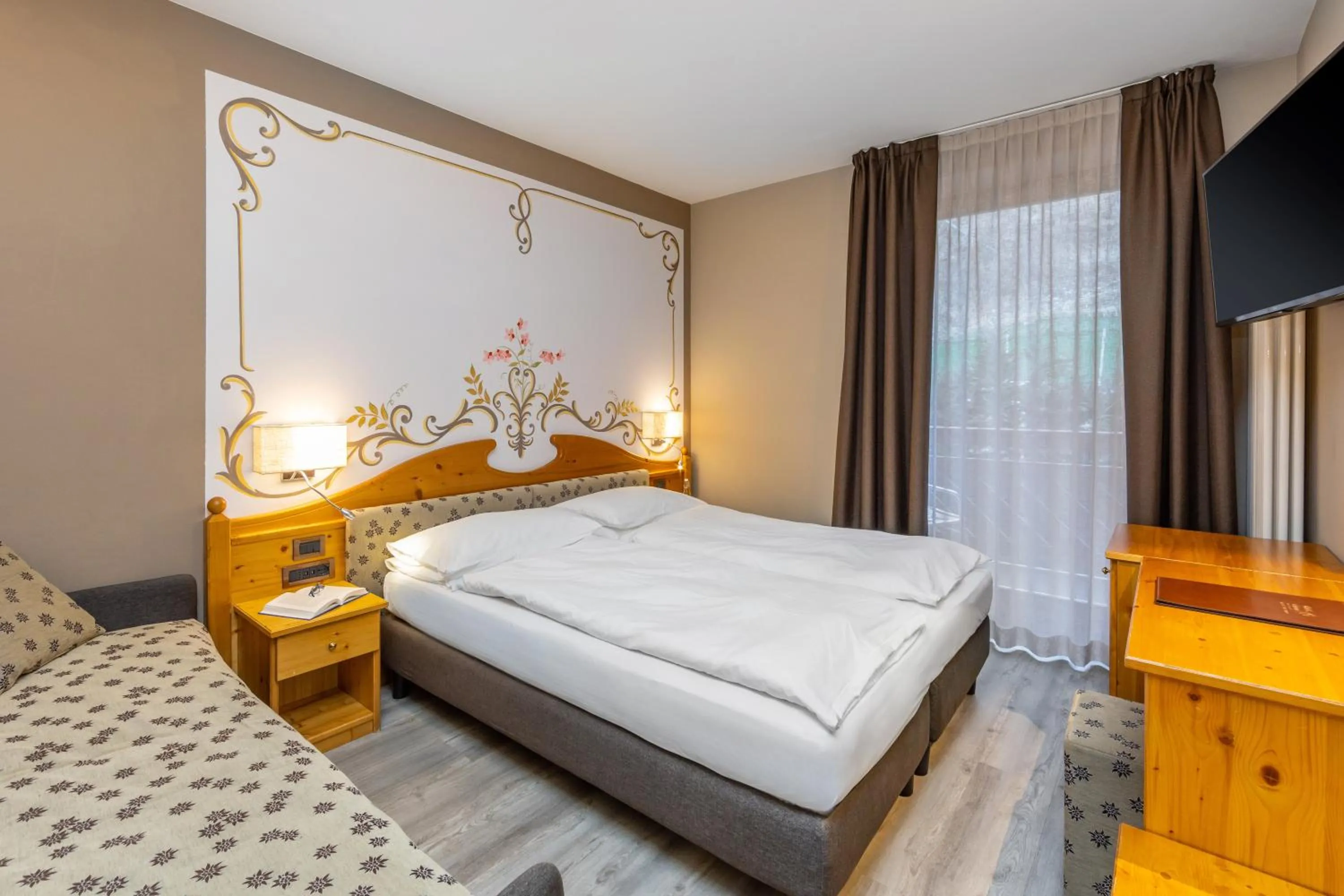 Photo of the whole room, Bed in Hotel Vittoria - Ricarica l'anima