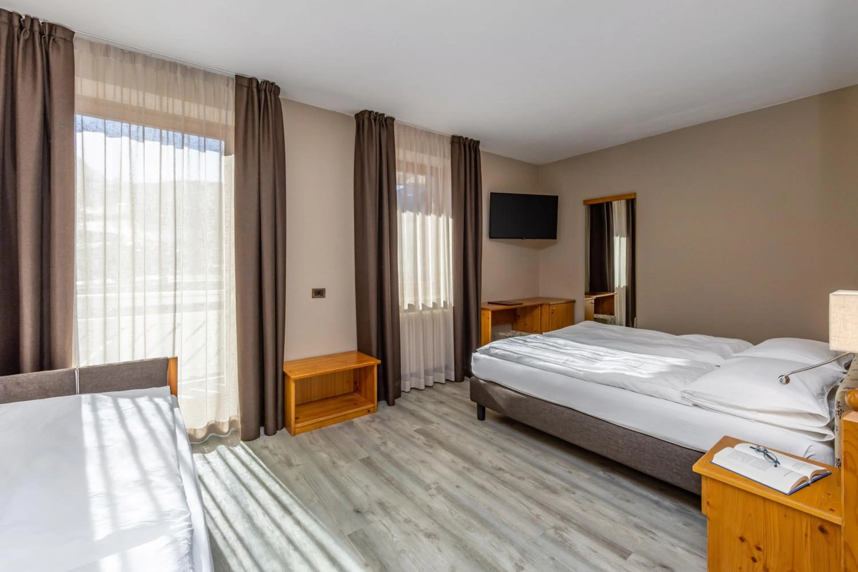 Photo of the whole room, Bed in Hotel Vittoria - Ricarica l'anima