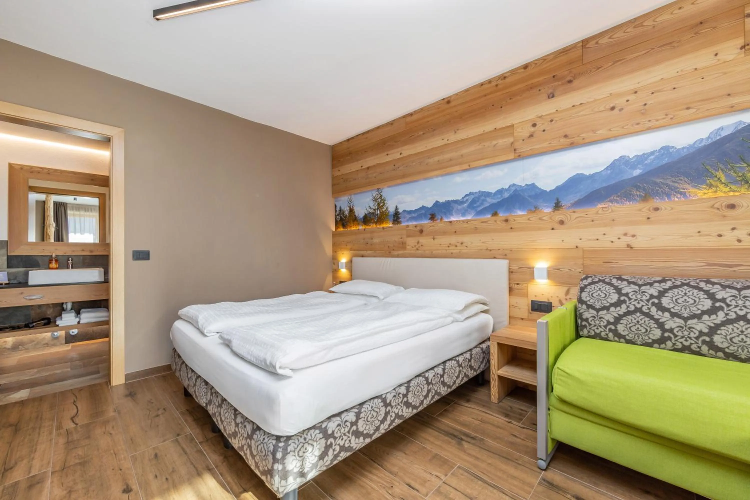 Bedroom, Bed in Hotel Vittoria - Ricarica l'anima