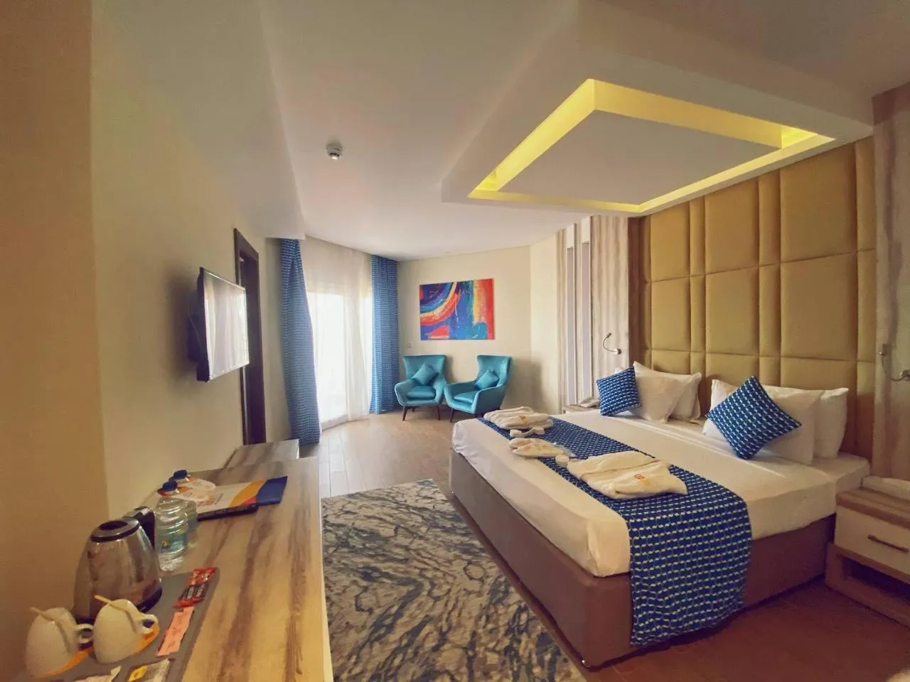 Bedroom, Bed in Bellagio Beach Resort & Spa