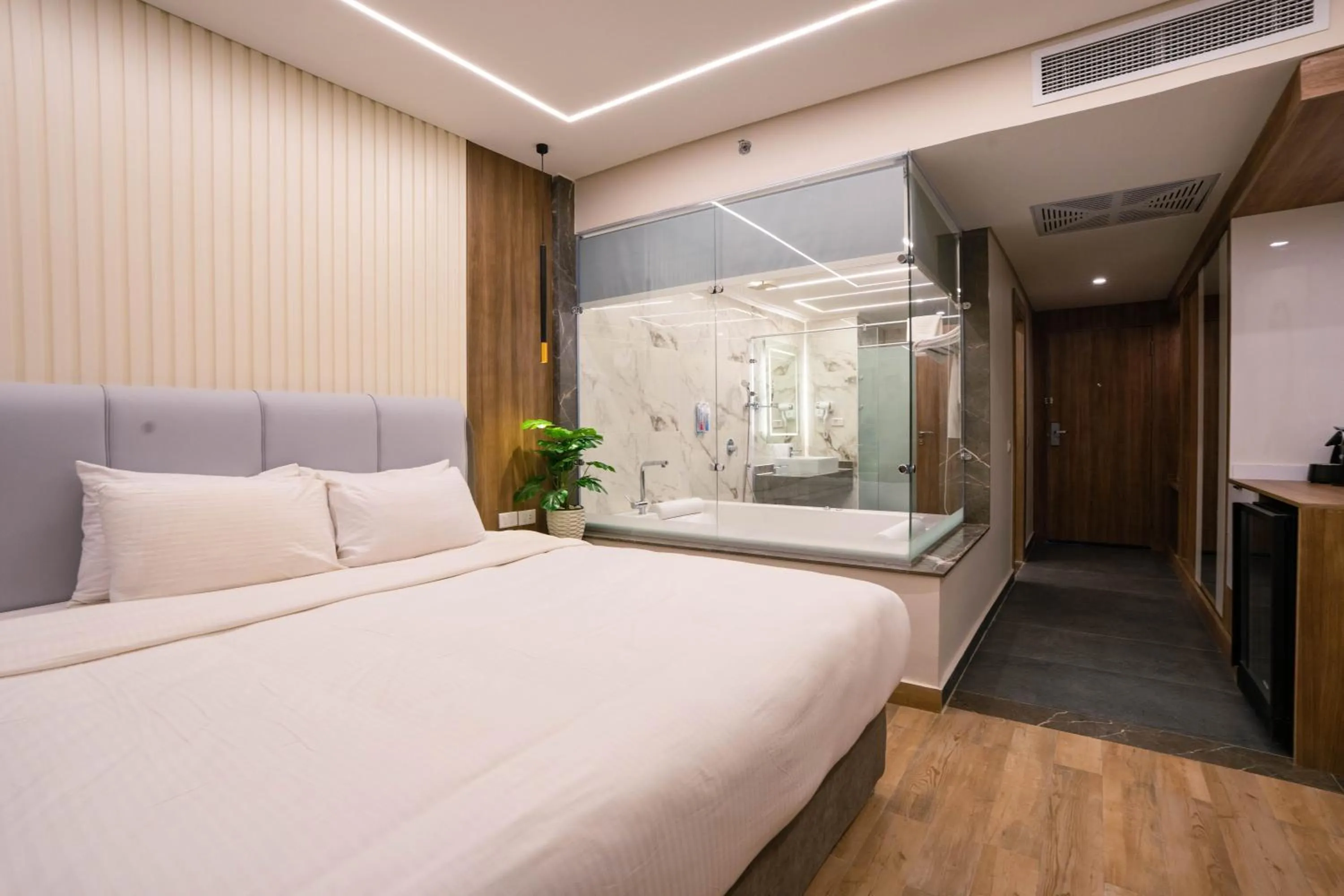 Bed in Bellagio Beach Resort & Spa