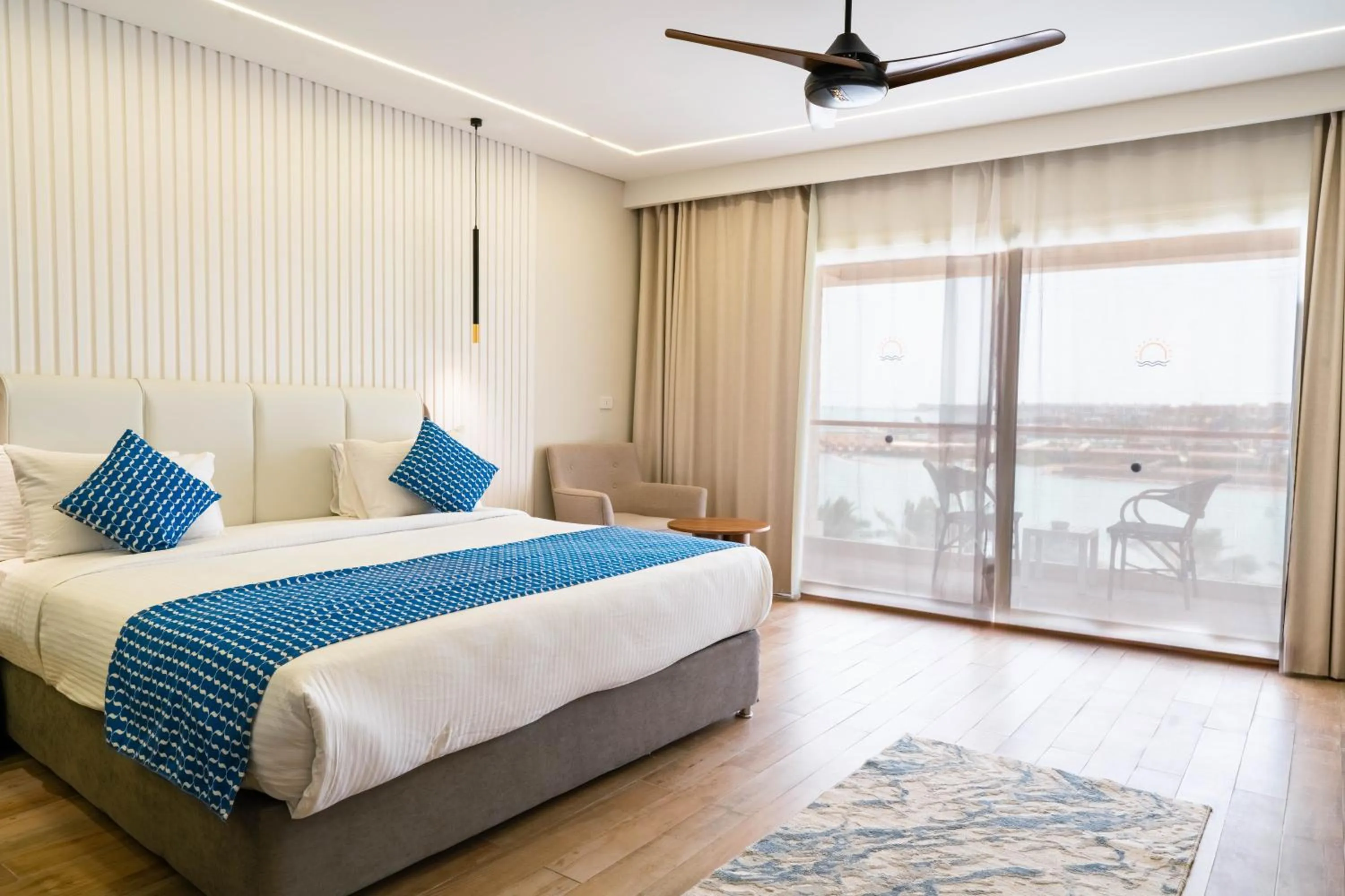 Bed in Bellagio Beach Resort & Spa