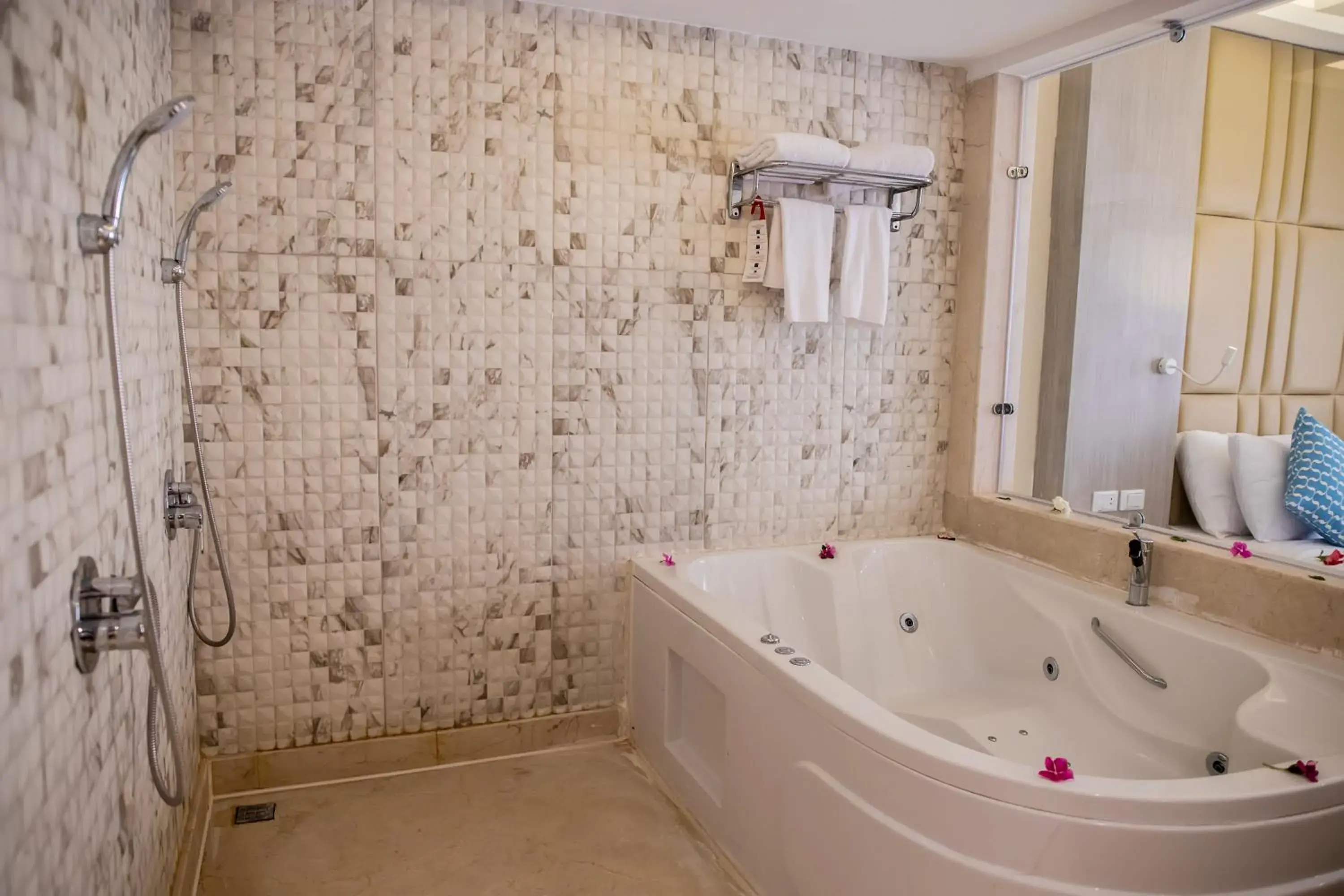 Bedroom in Bellagio Beach Resort & Spa Bedroom in Bellagio Beach Resort & Spa