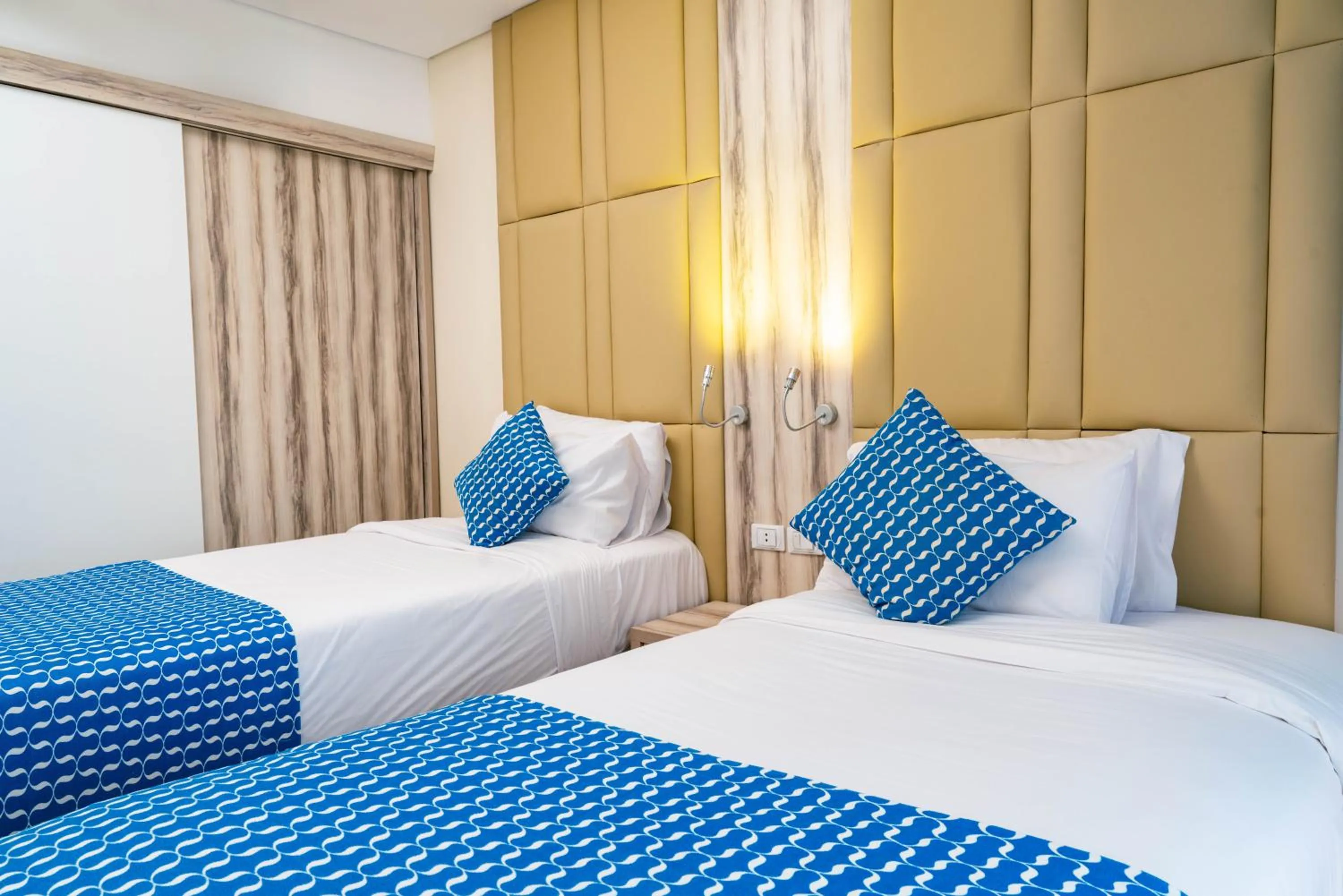 Bedroom, Bed in Bellagio Beach Resort & Spa