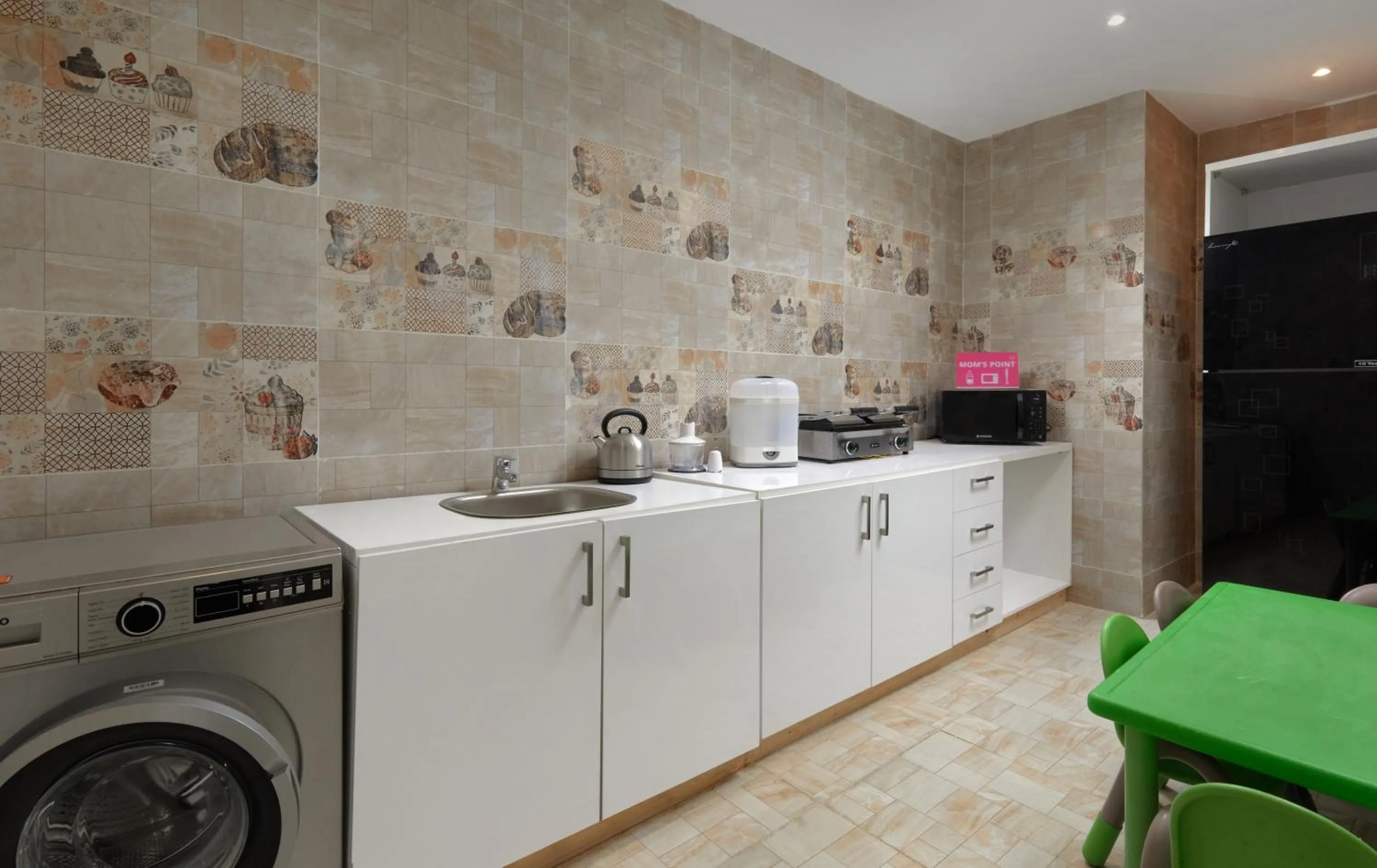 Kitchen or kitchenette in Bellagio Beach Resort & Spa