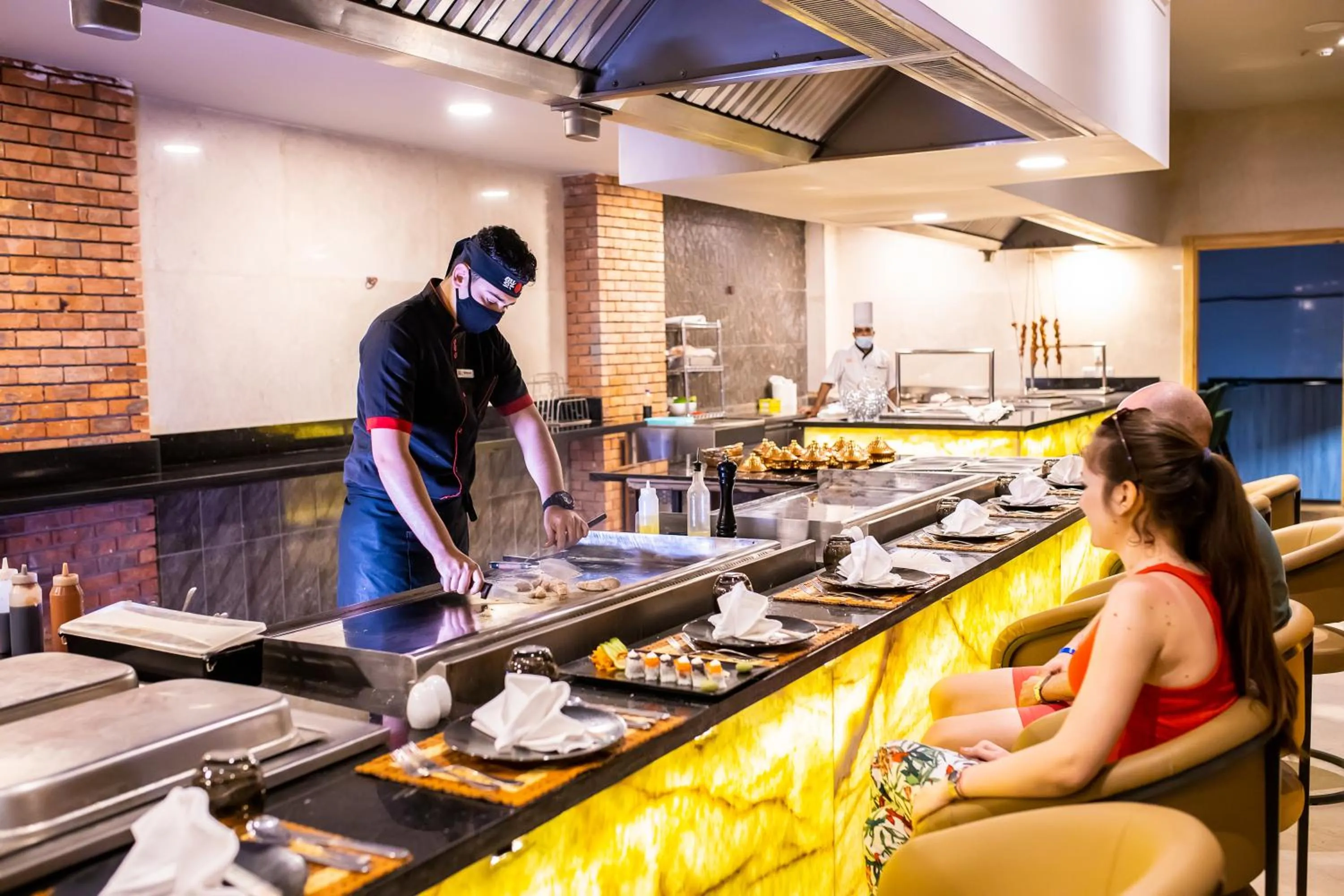 Restaurant/places to eat in Bellagio Beach Resort & Spa