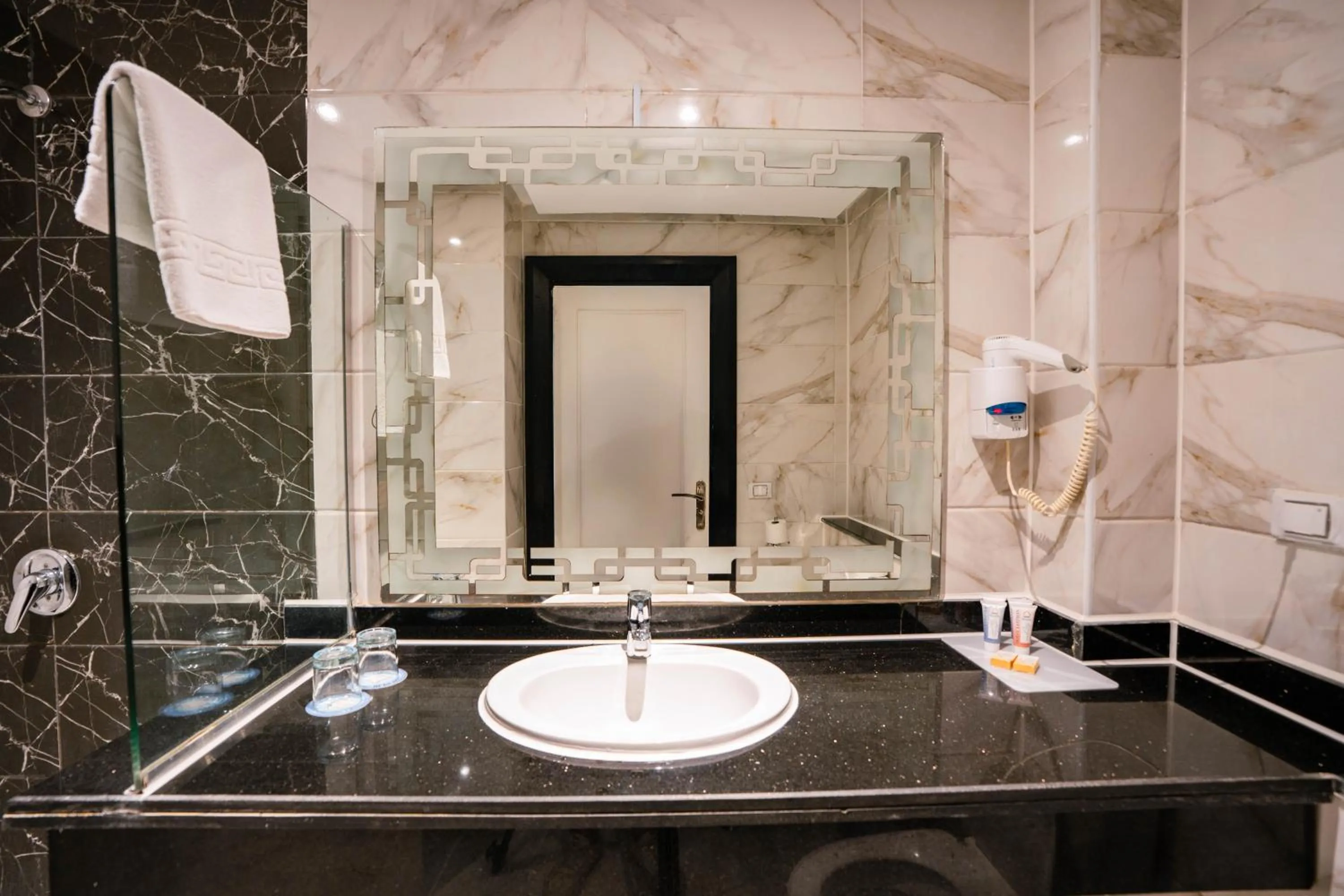 Bathroom in Bellagio Beach Resort & Spa