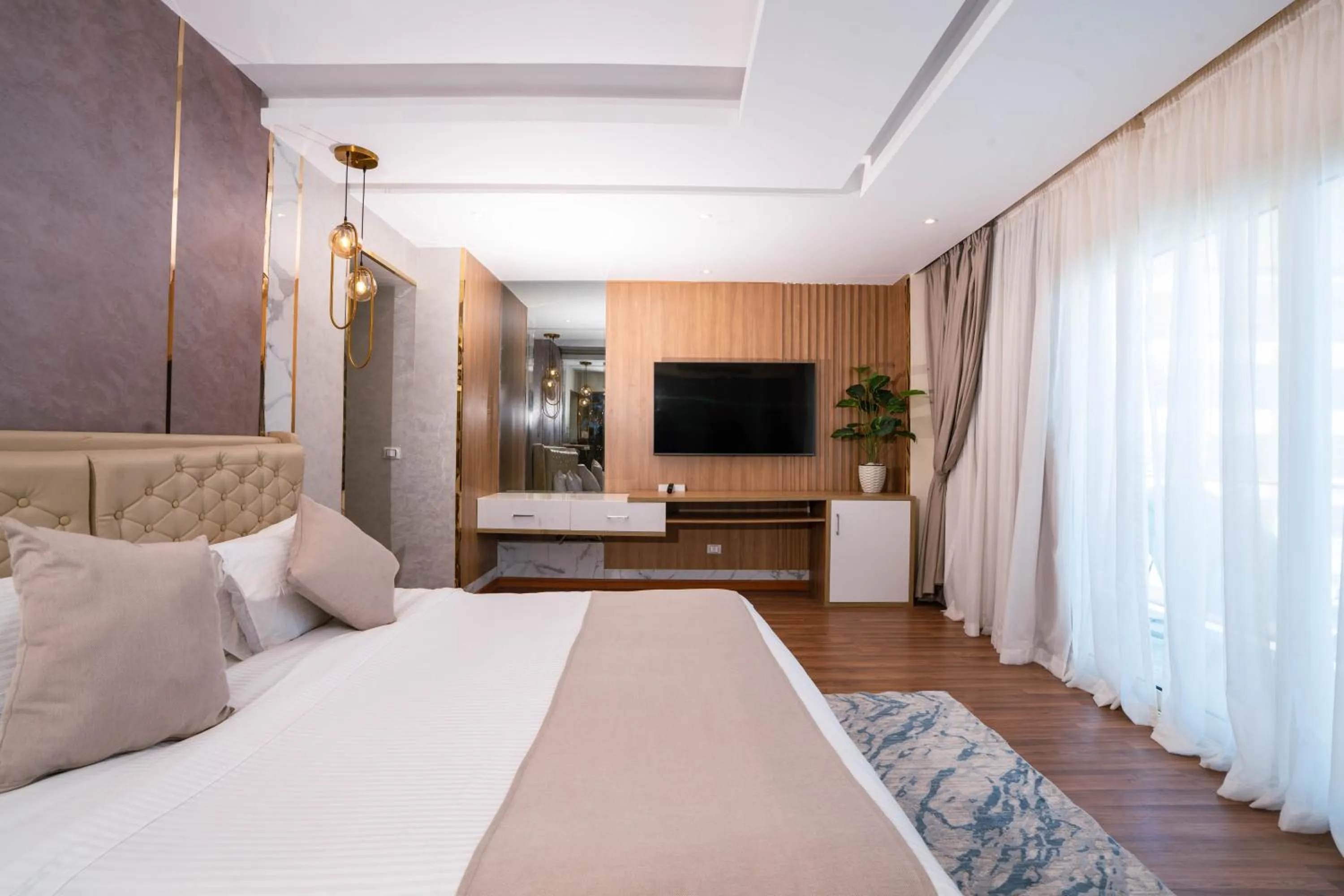 Bed in Bellagio Beach Resort & Spa