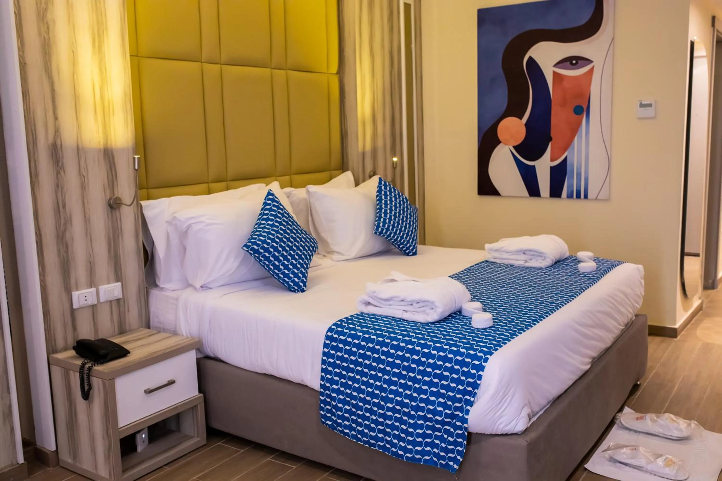 Photo of the whole room, Bed in Bellagio Beach Resort & Spa