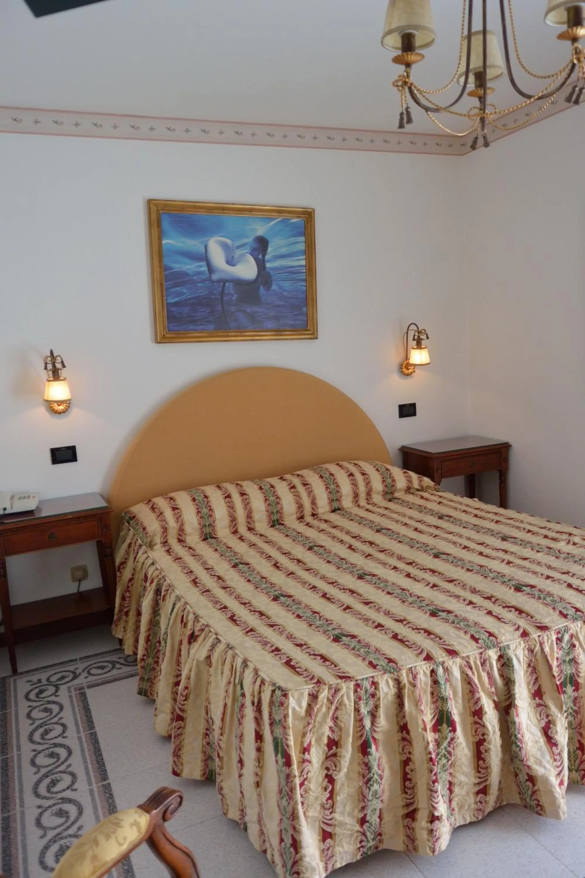 Bed in Hotel Miramare