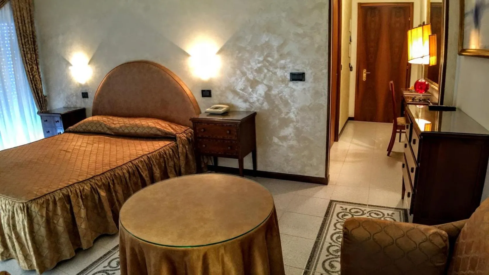 Photo of the whole room, Bed in Hotel Miramare