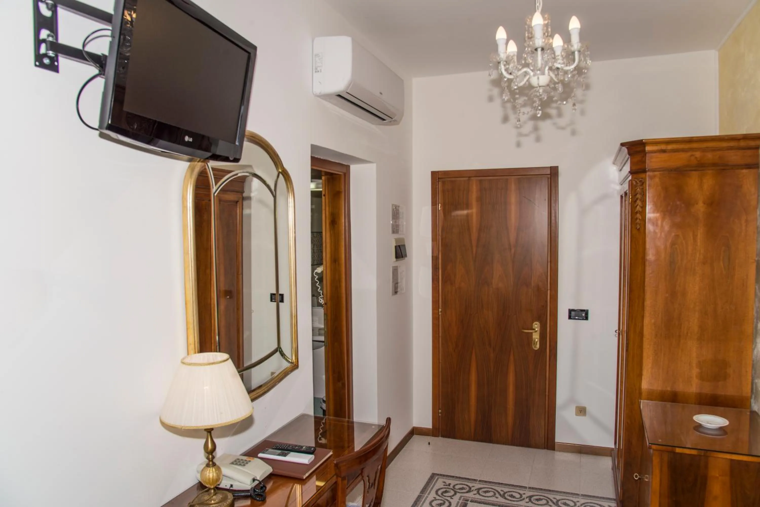 Decorative detail in Hotel Miramare