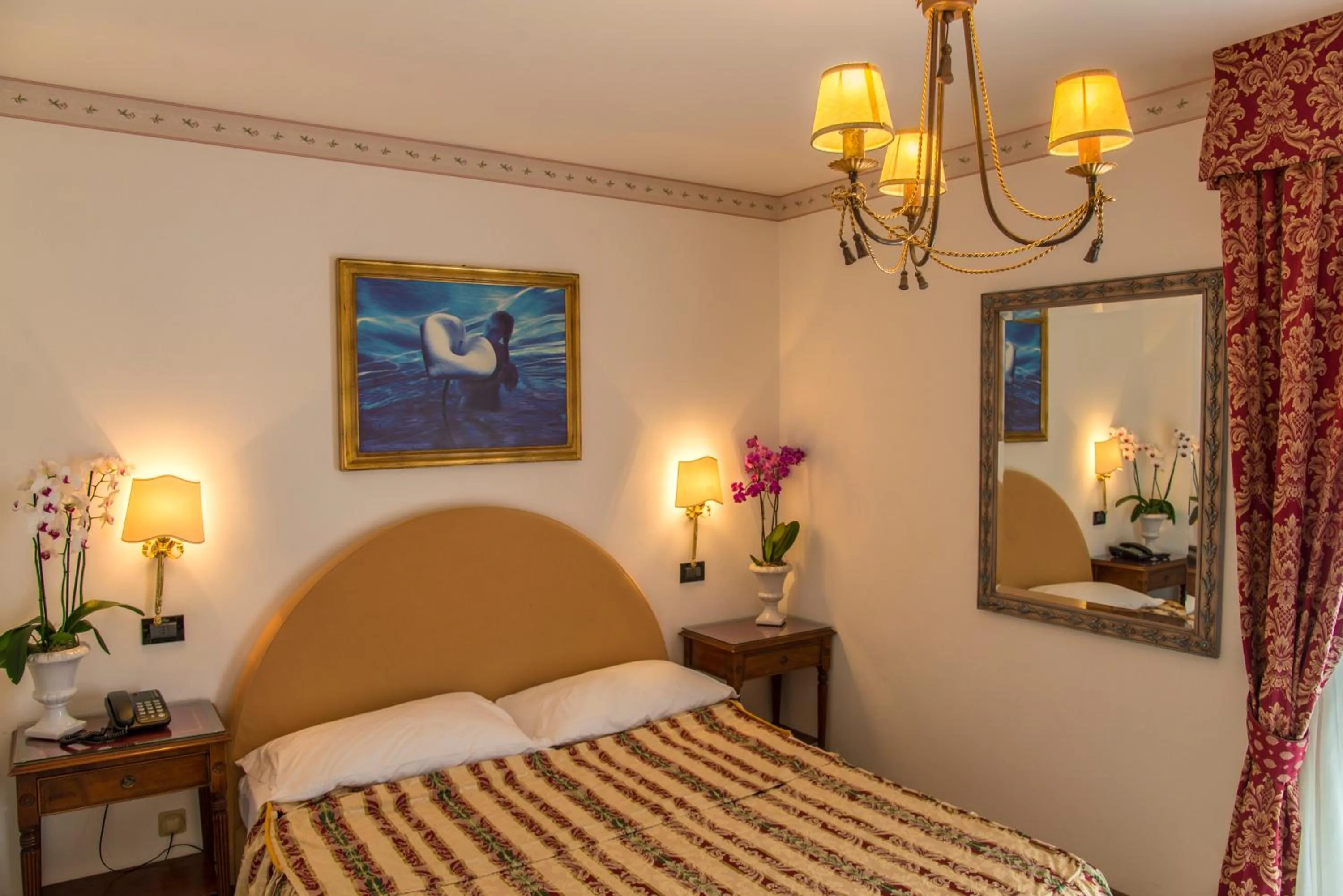 Bed in Hotel Miramare