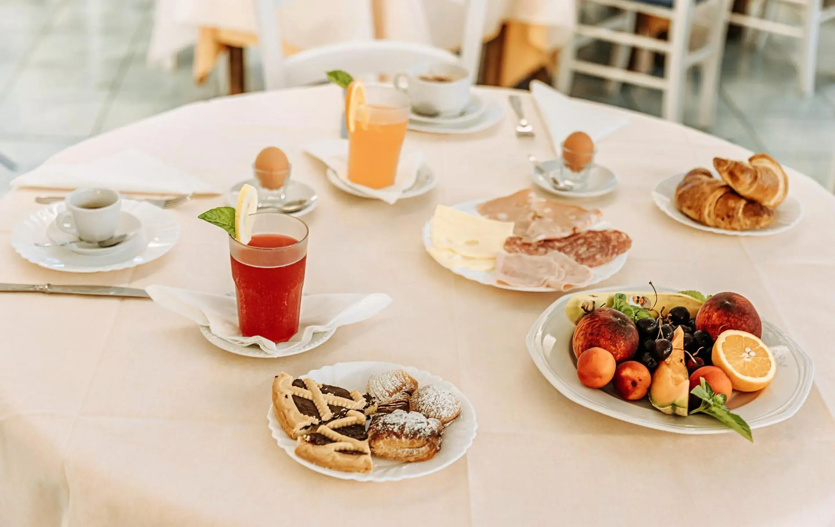 Breakfast in Hotel Galidon Wellness Park & SPA Breakfast in Hotel Galidon Wellness Park & SPA