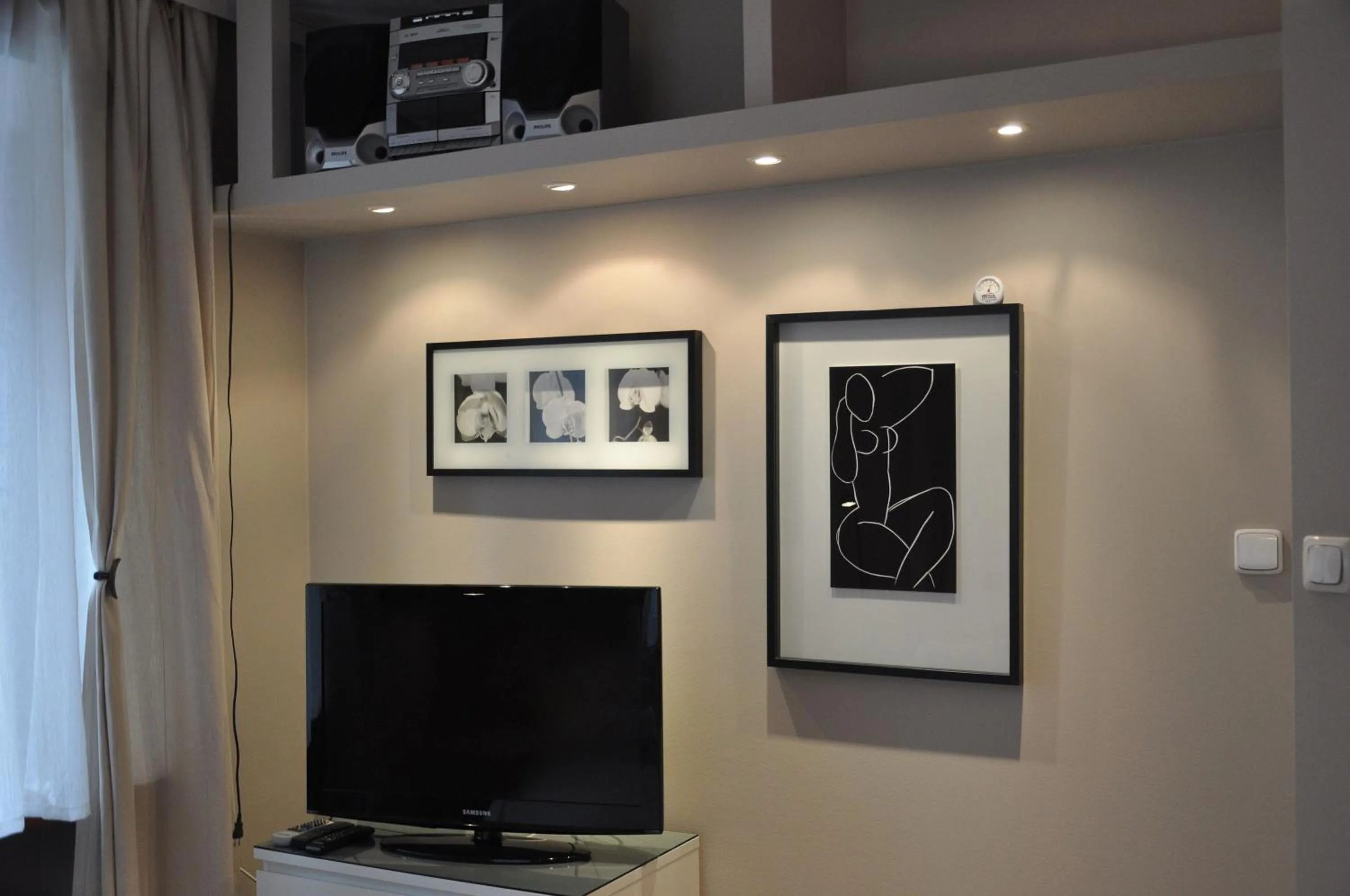 TV and multimedia in Willa Marma B&B