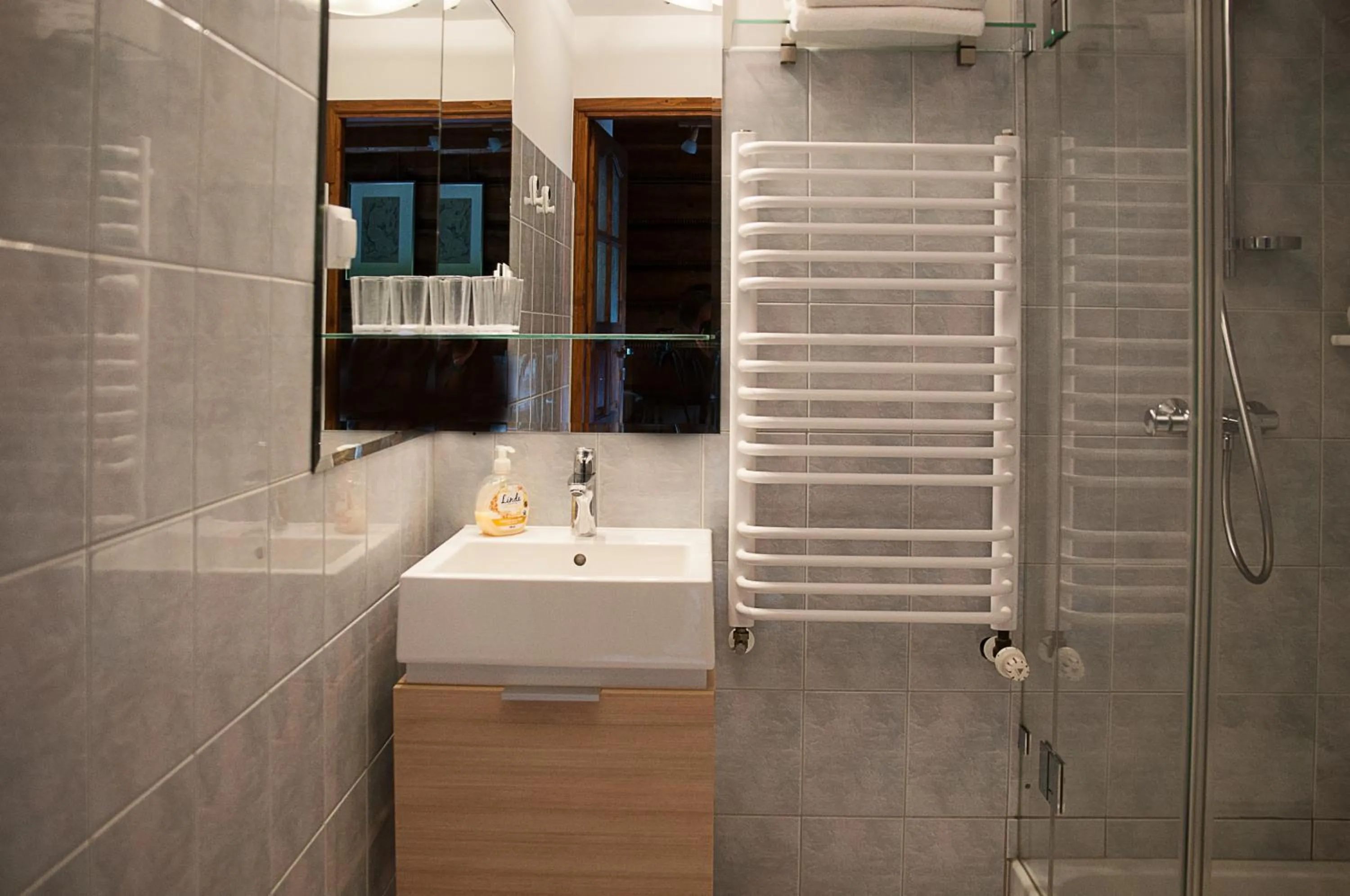 Bathroom in Willa Marma B&B