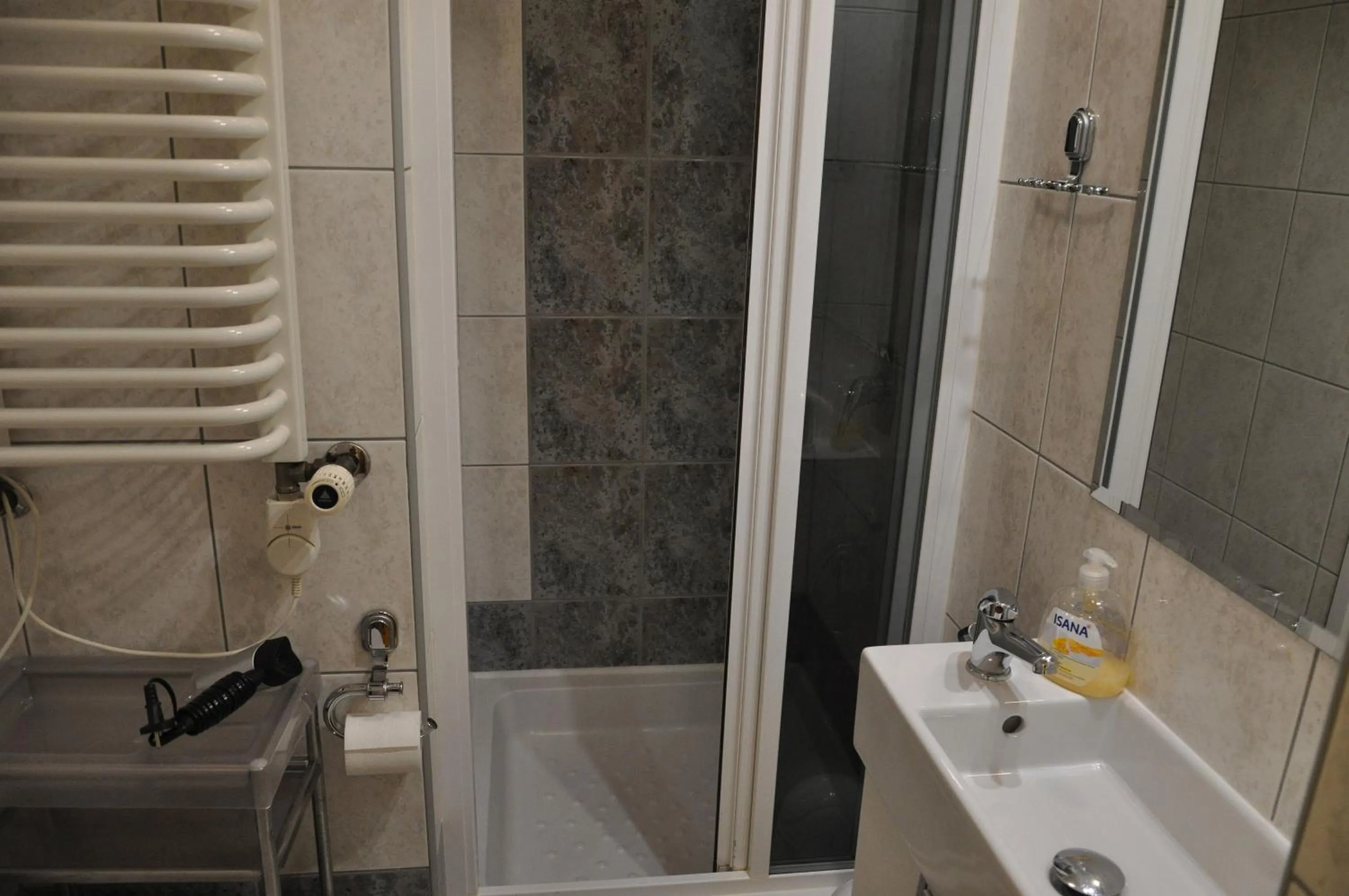 Bathroom in Willa Marma B&B