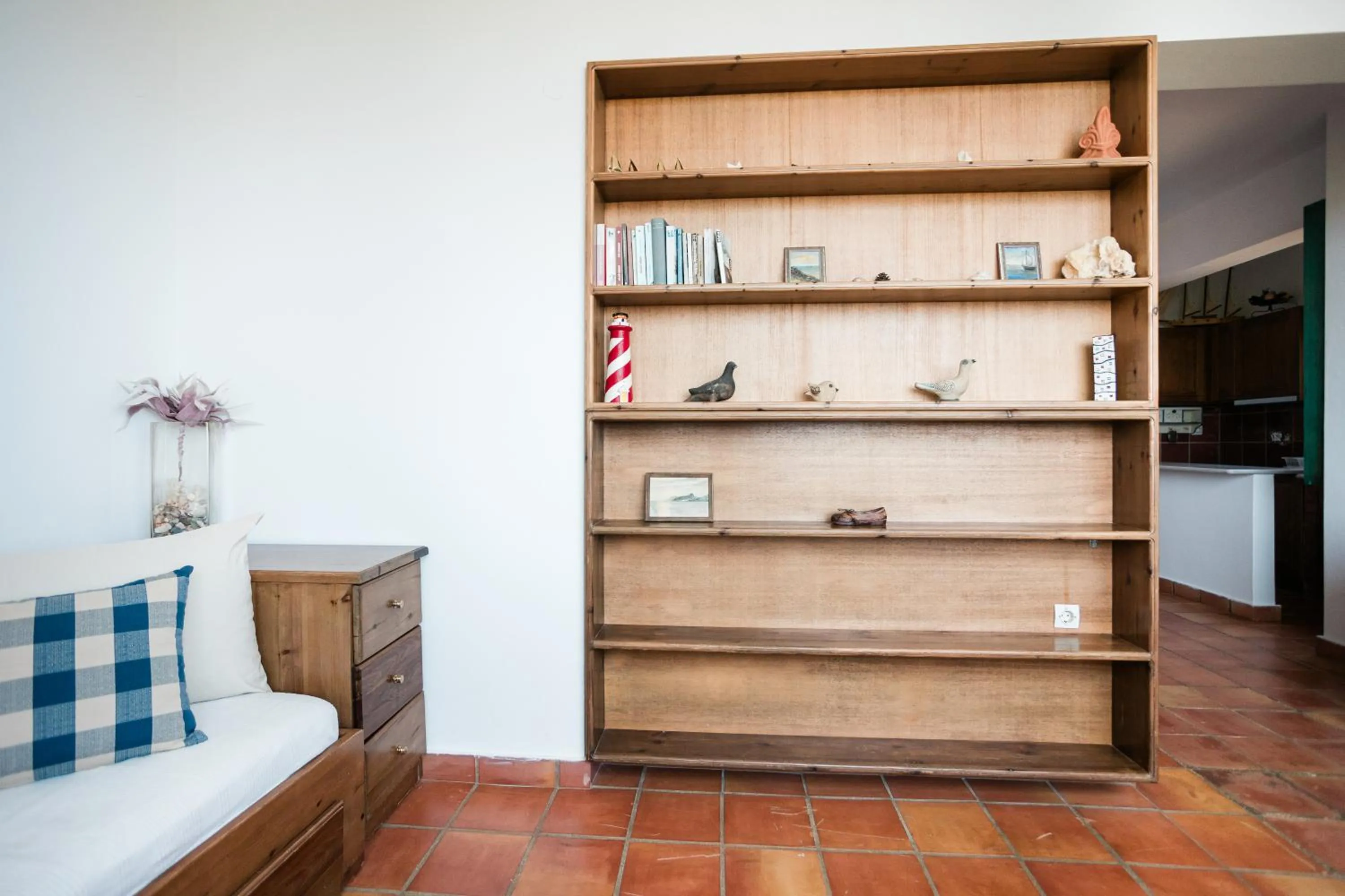 Seating area in Iliatoras