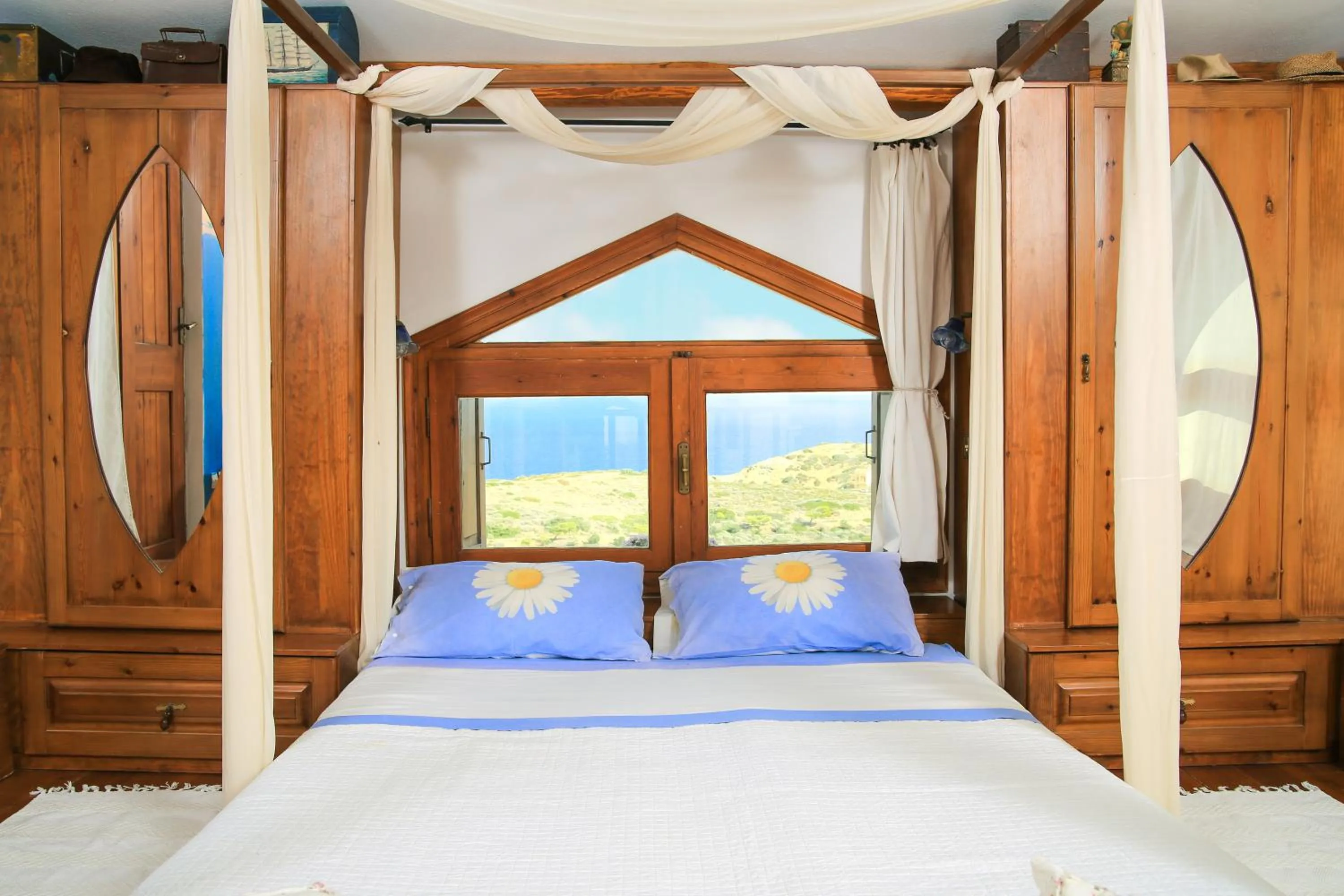 Bed in Iliatoras