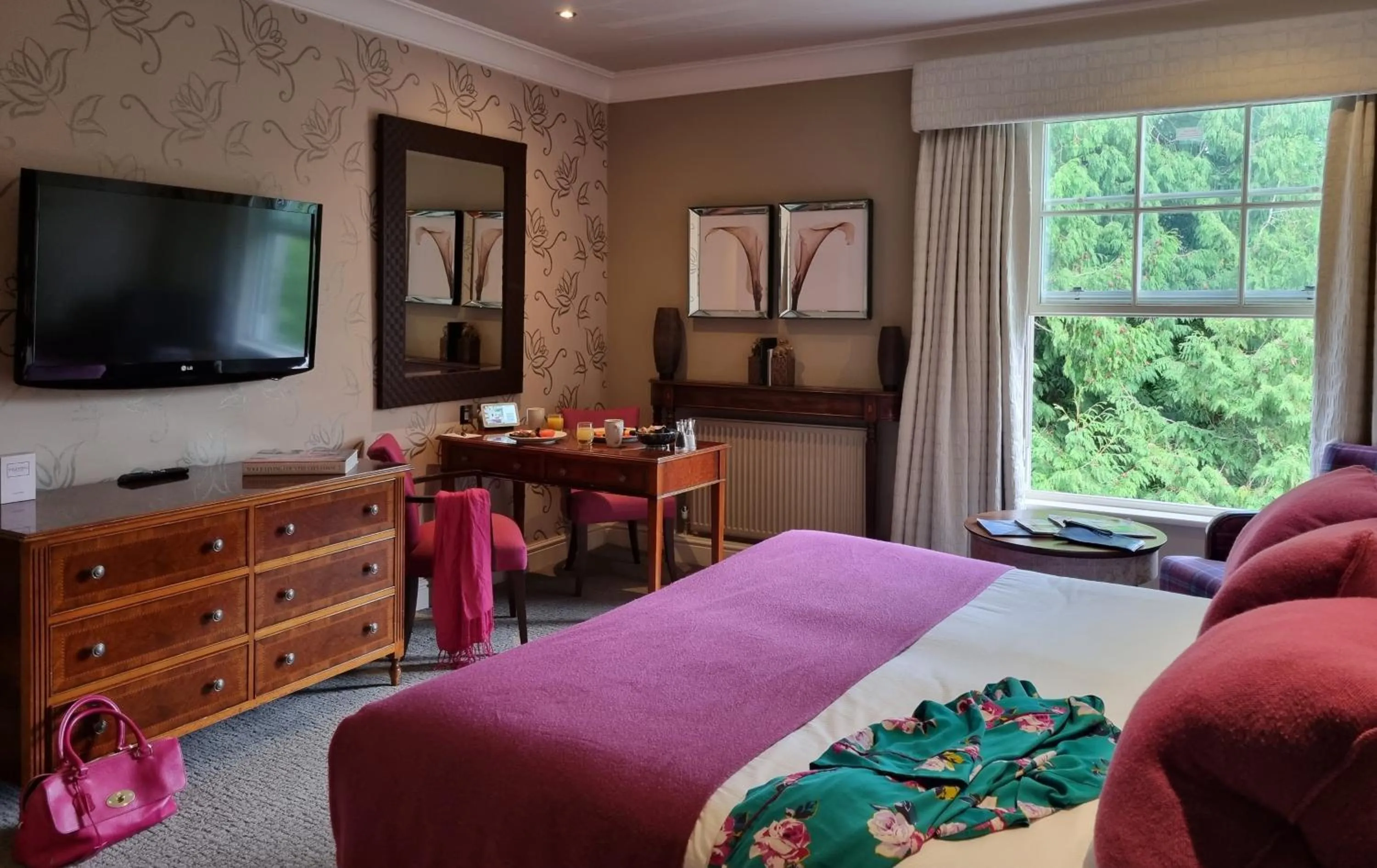 Bed in Alexander House Hotel & Utopia Spa