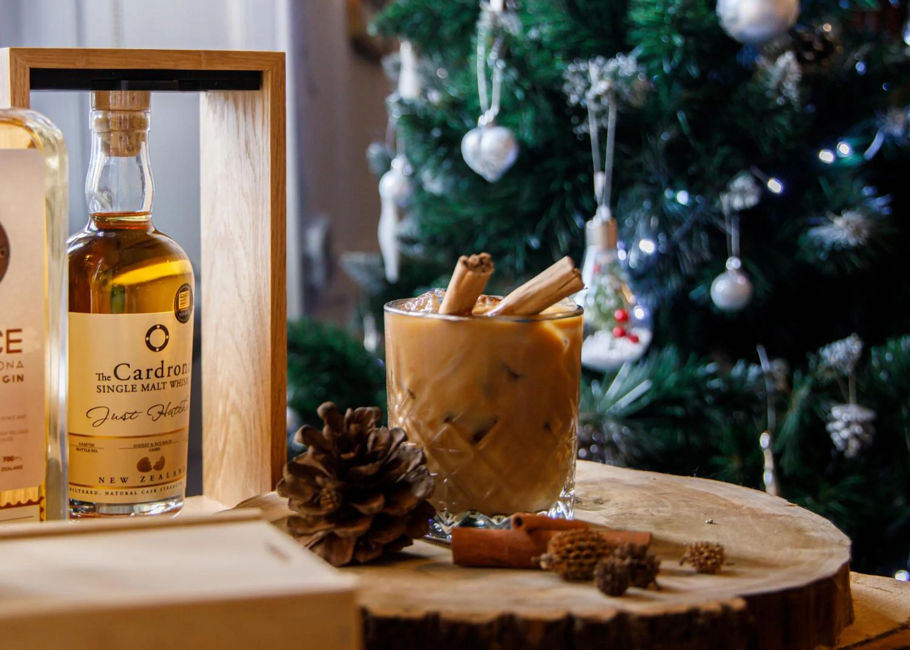 Night in Alexander House Hotel & Utopia Spa