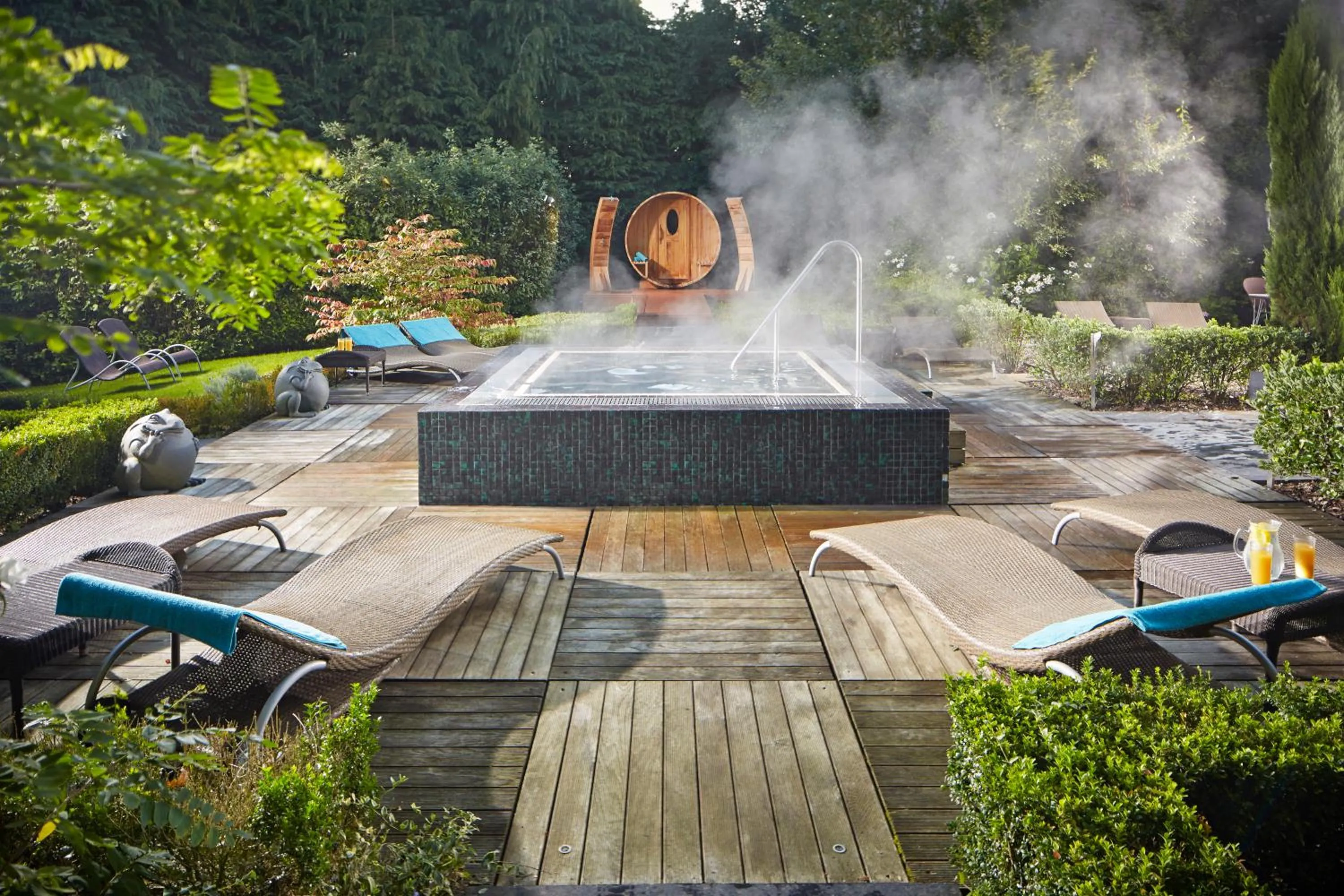 Hot Tub in Alexander House Hotel & Utopia Spa