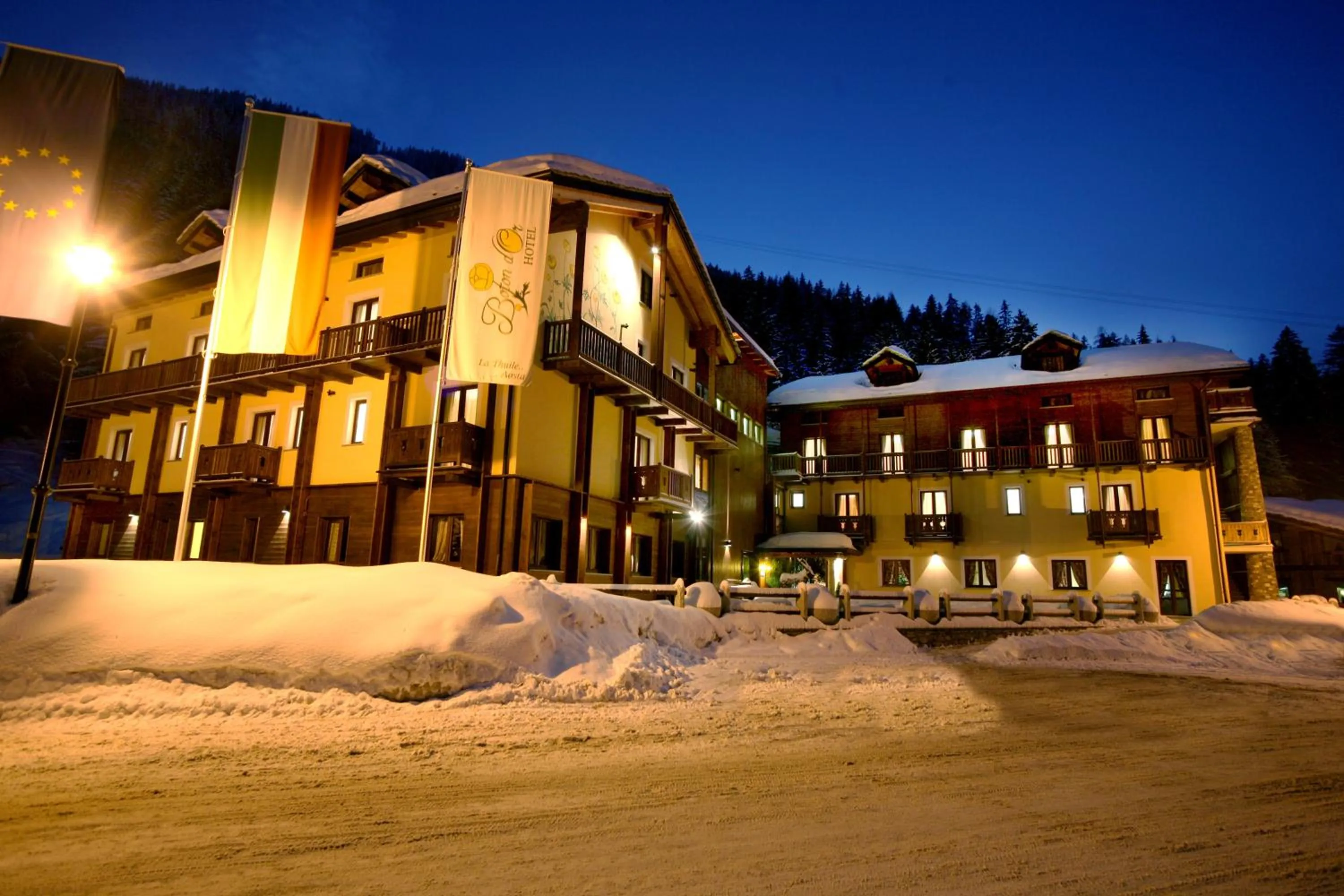 Facade/entrance in Hotel Boton D'Or & Wellness a La Thuile