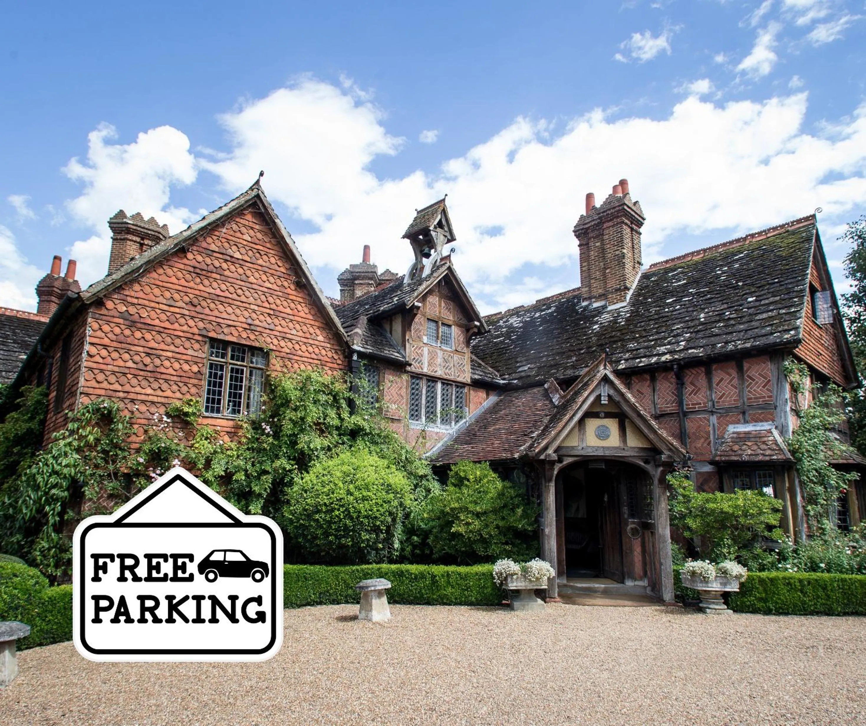 Property building in Langshott Manor - Luxury Hotel Gatwick