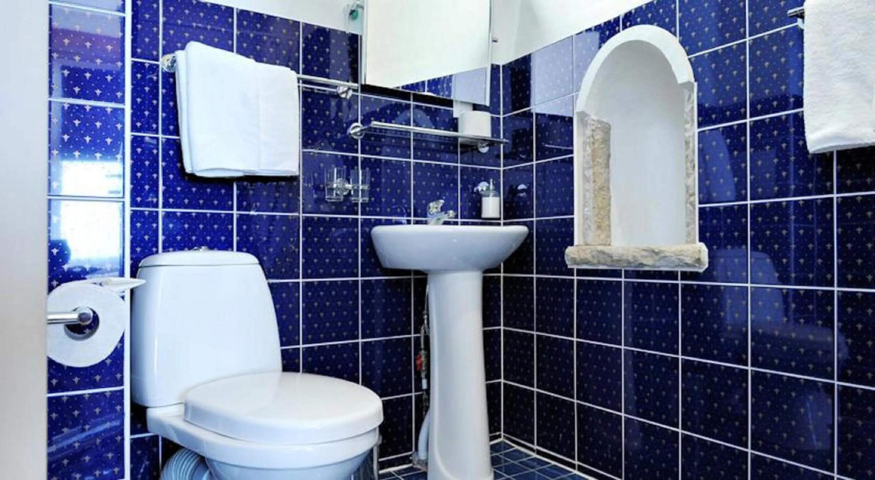 Shower in Gotthard Residents