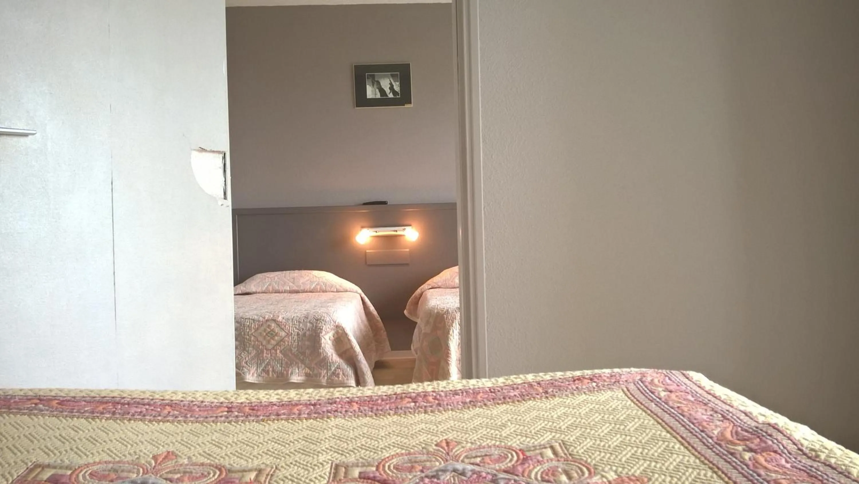 Decorative detail, Bed in Riv'Hotel