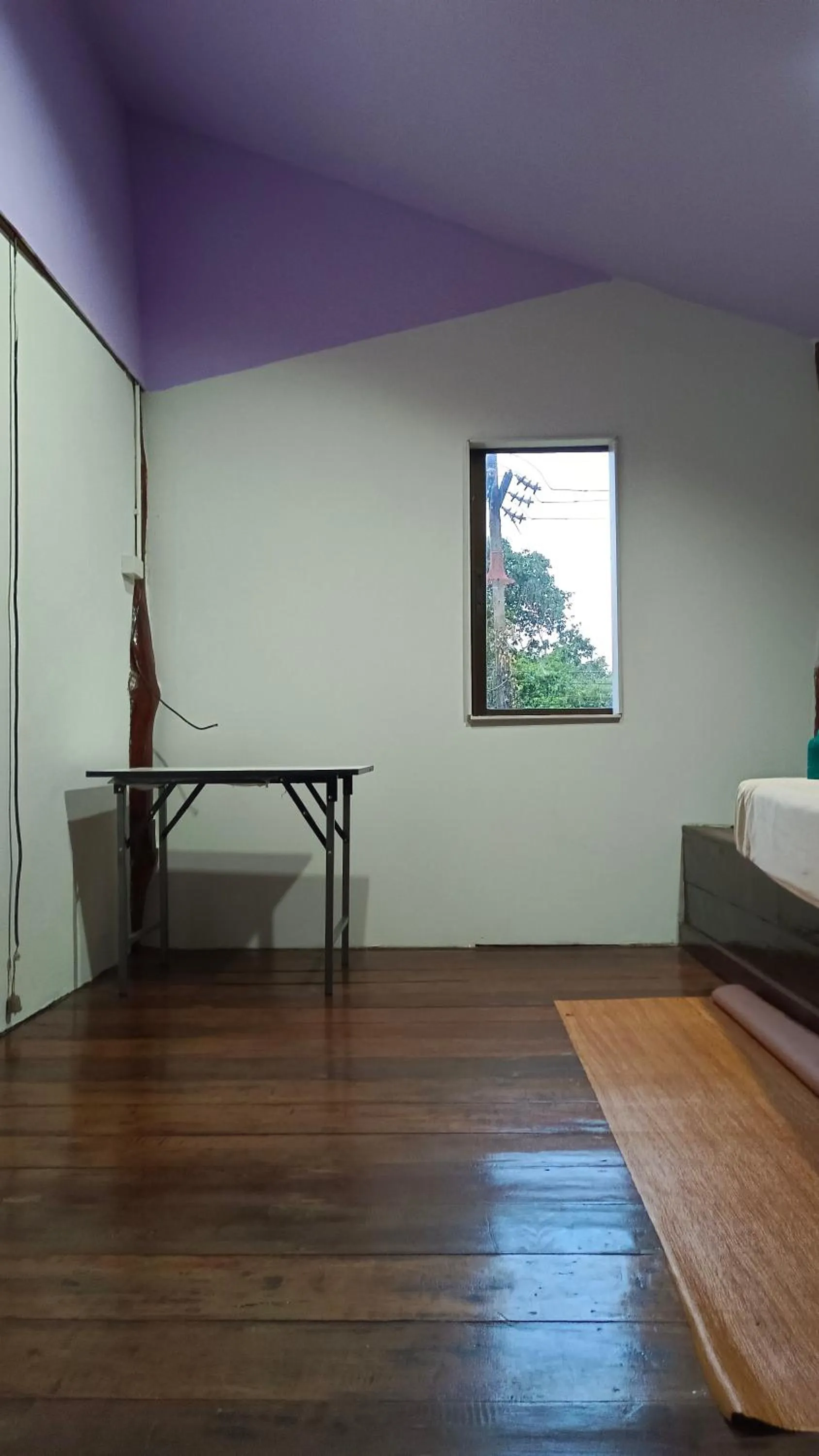 Bed in Comon Bungalow HaadChaoPhao